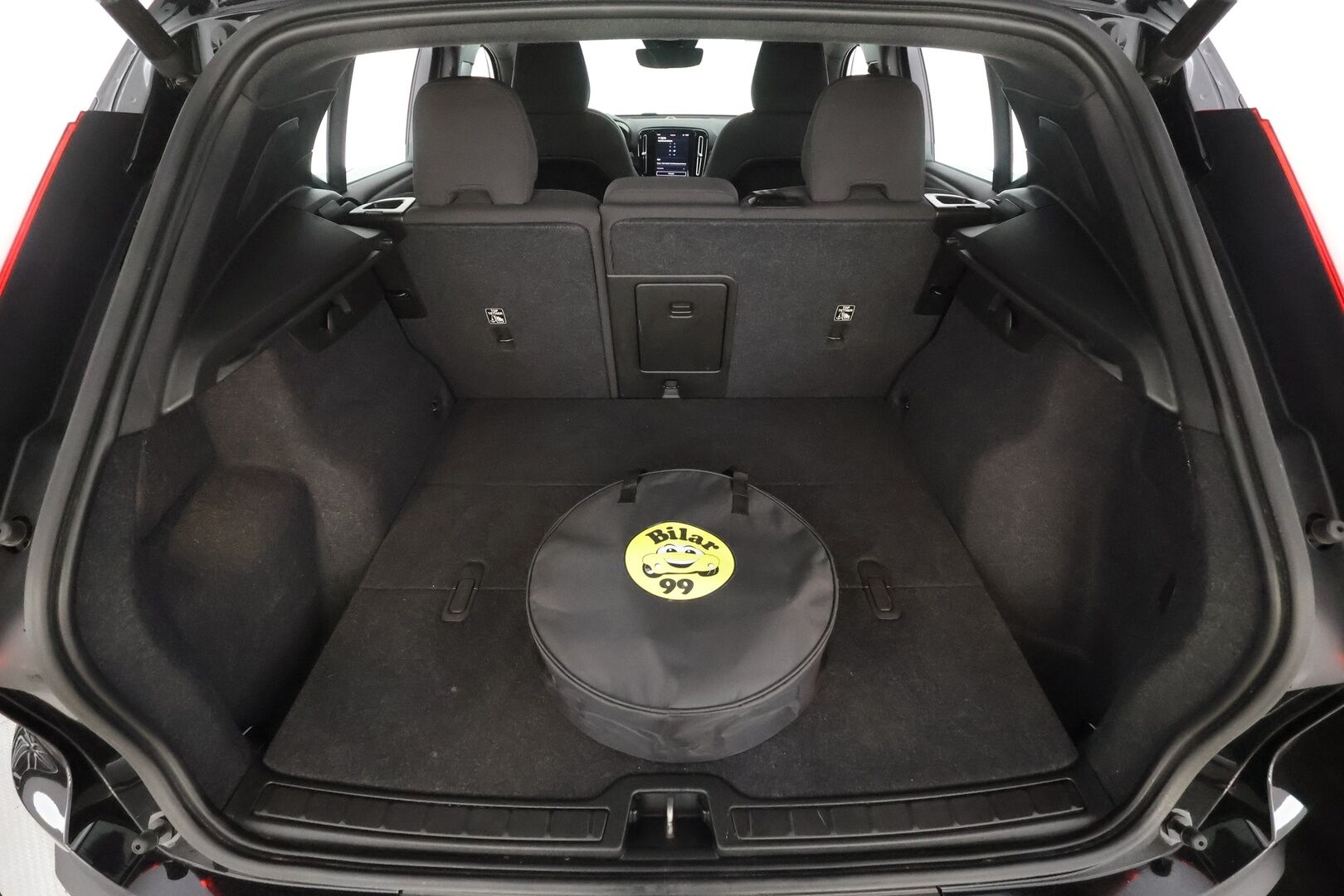 Volvo XC40 2023 Recharge Single Plus aut - ILP | ACC | LED | Kamera | Muistipenkki | Navi | SOH 96.6% | Kahdet renkaat aluvanteilla | Merkkihuollettu