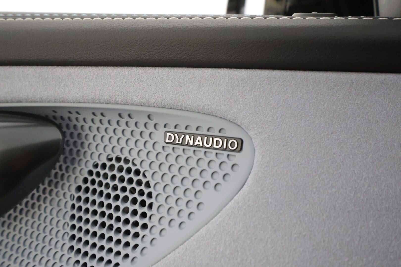 BYD SEAL 2025 Seal EV Design RWD 82,5kWh - | ACC | ILP | Dynaudio | 360° | Ilmastoidut nahat | Lasikatto | Ratinlämmitin | LED | Navi | Keyless | Huippuvarusteet |