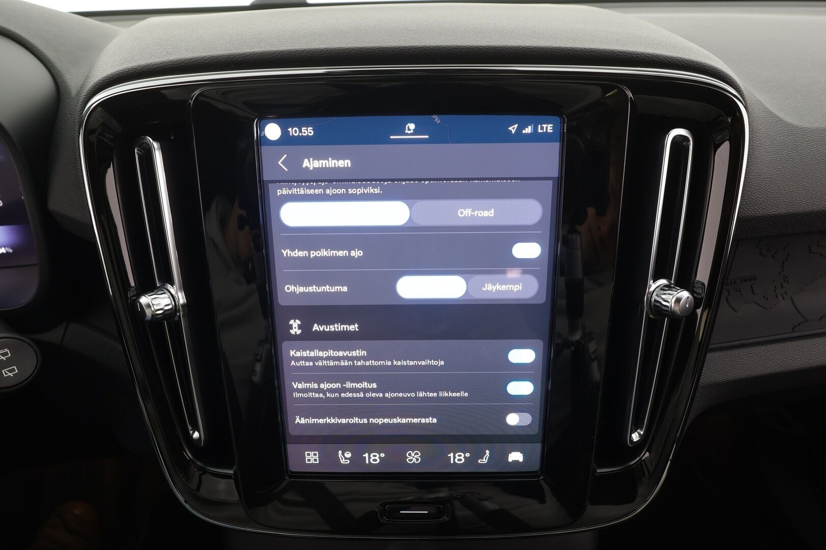 Volvo XC40 2023 Recharge Single Plus aut - | ACC | ILP | P.Kamera | Sporttipenkit | BLIS | Navi | LED | Ratinlämmitin | Koti & Kauppalaturi | Merkkihuollettu