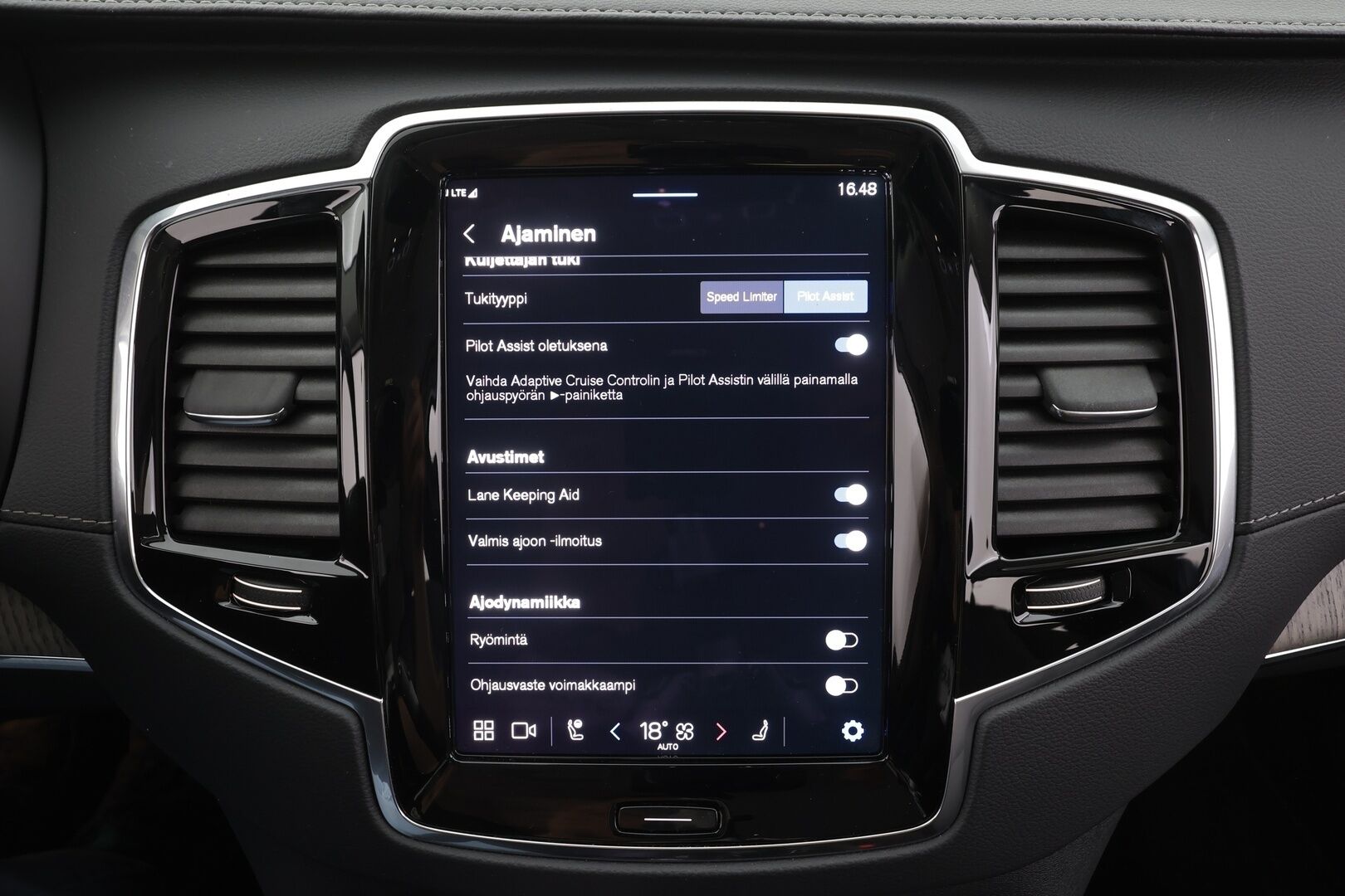 Volvo XC90 2023 T8 AWD Long Range High Performance Plus Dark 7-P - | Pilot assist | Webasto | H/K | Full-LED | Muistipenkki | 360-Kamera | Keyless | Merkkihuollettu | 
