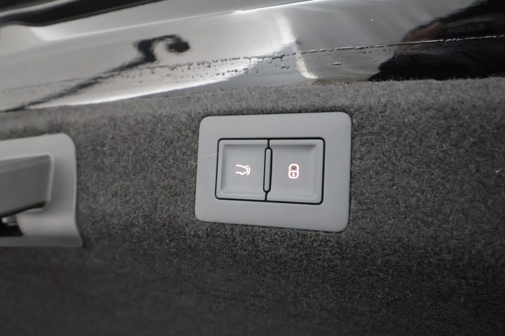 BYD SEAL 2025 Seal EV Design RWD 82,5kWh - | ACC | ILP | Dynaudio | 360° | Ilmastoidut nahat | Lasikatto | Sähköpenkit | Navi | LED | Keyless | Ratinlämmitin | Huippuvarusteet |