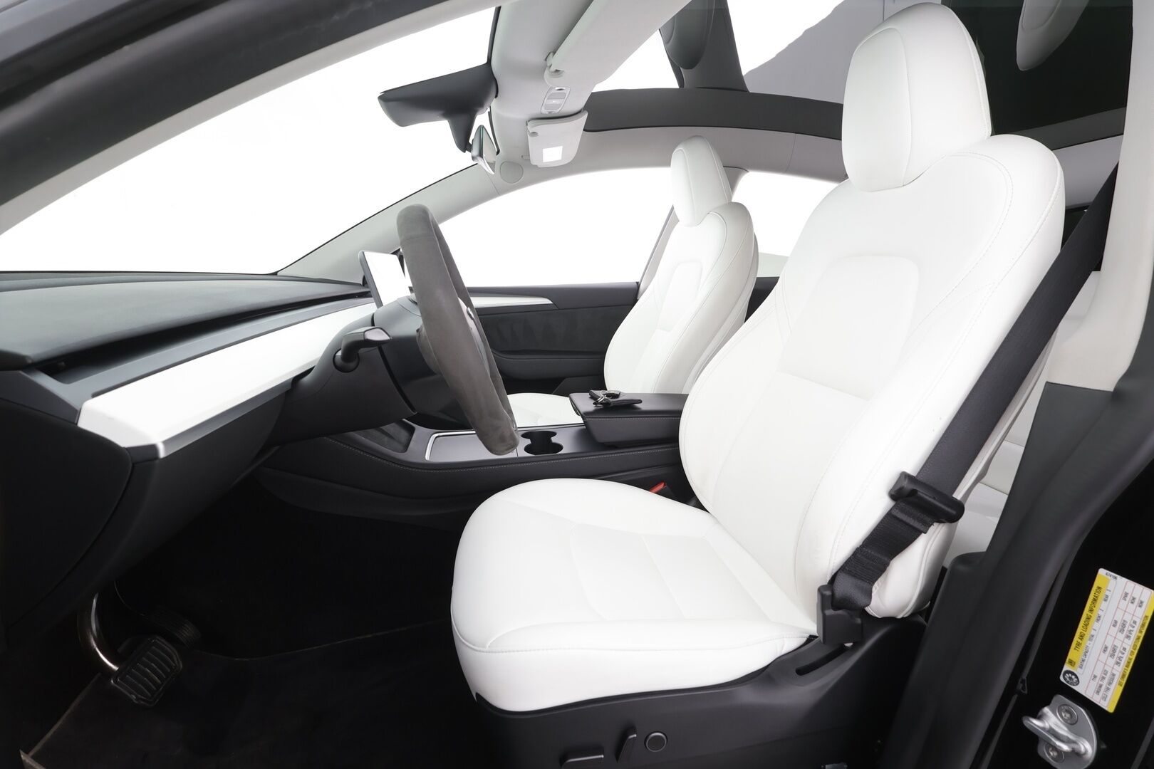 TESLA MODEL Y 2023 RWD - | Koukku | ILP | ACC | Lasikatto | Matrix-LED | P.Kamera | Muistipenkki | Premium Audio | Navi | Keyless | 2x Latauskaapelit |