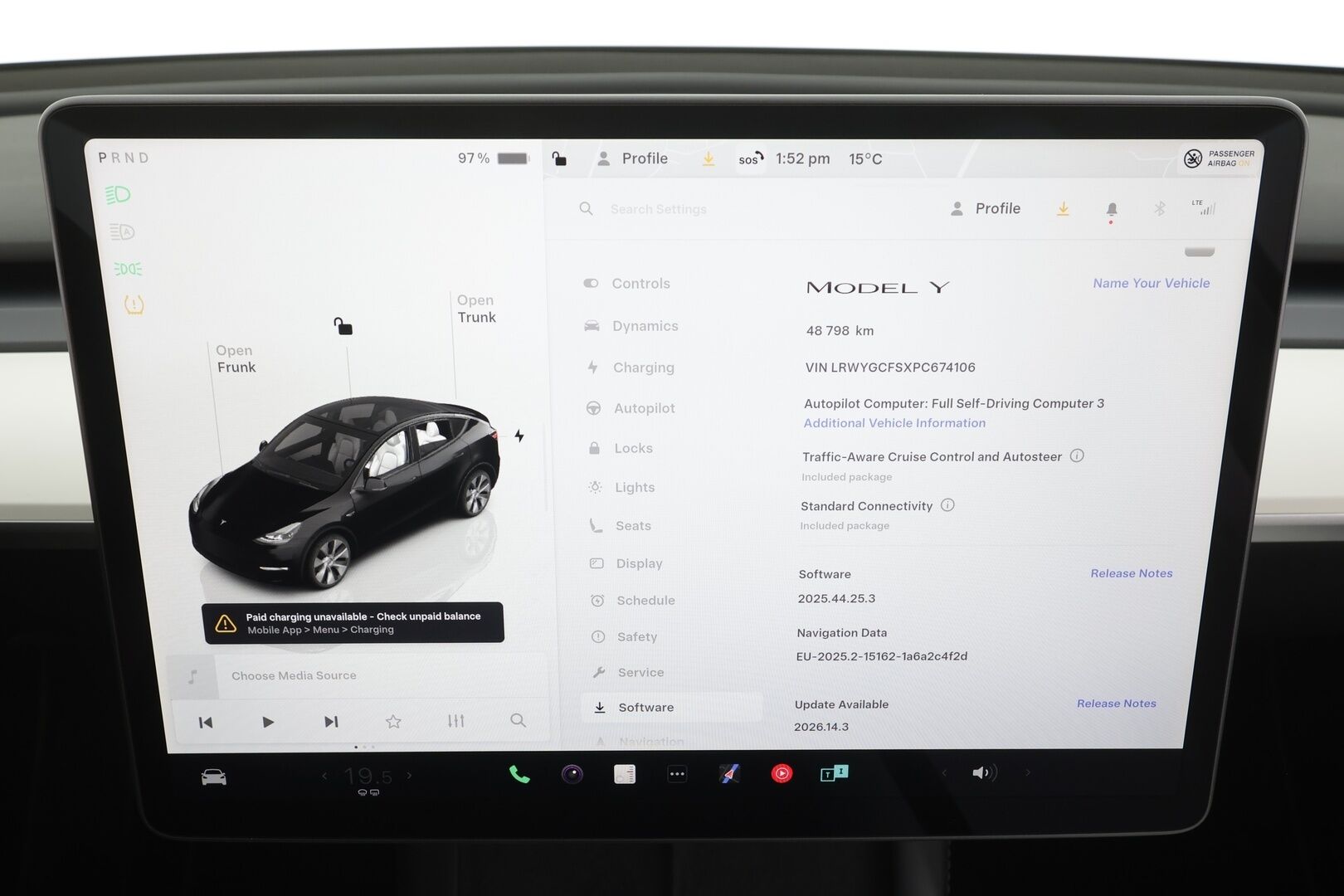 TESLA MODEL Y 2023 RWD - | Koukku | ILP | ACC | Lasikatto | Matrix-LED | P.Kamera | Muistipenkki | Premium Audio | Navi | Keyless | 2x Latauskaapelit |