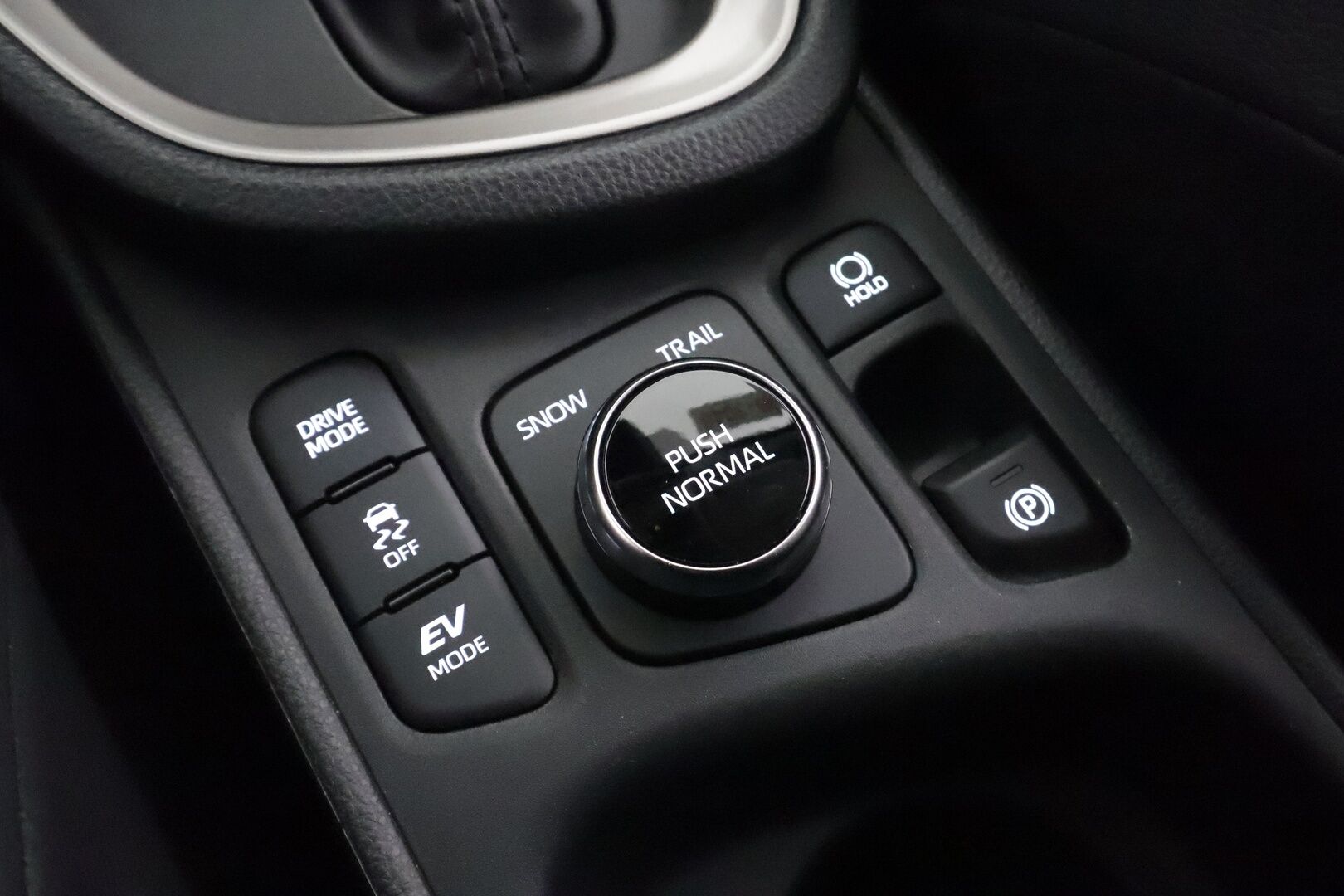 TOYOTA YARIS CROSS 2025 1,5 Hybrid AWD-i Premium - | ACC | LED | P.Kamera | Puolinahat | Navi | Kaistavahti | Digimittaristo | Katveavustin | Keyless | Merkkihuollettu |