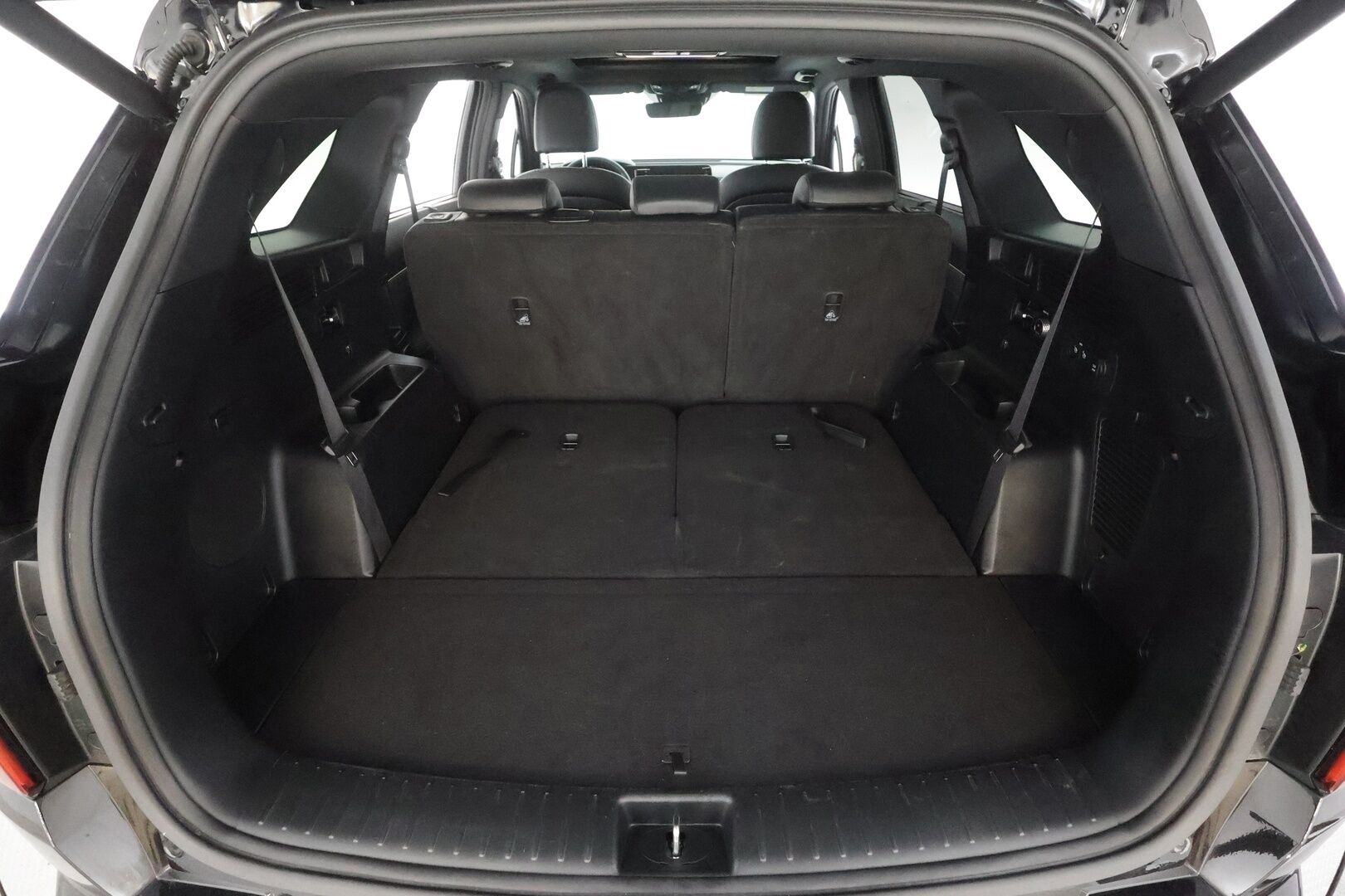 KIA SORENTO 2022 1,6 T-GDI Plug-in Hybrid AWD Business Luxury AT 7P - | SCC | Lisälämmitin | HUD | Panorama | Bose | LED | Muistipenkki | 360-Kamera | Keyless | Ilmastoidut Nahat | Kahdet Renkaat | Koti & Kauppalaturi |