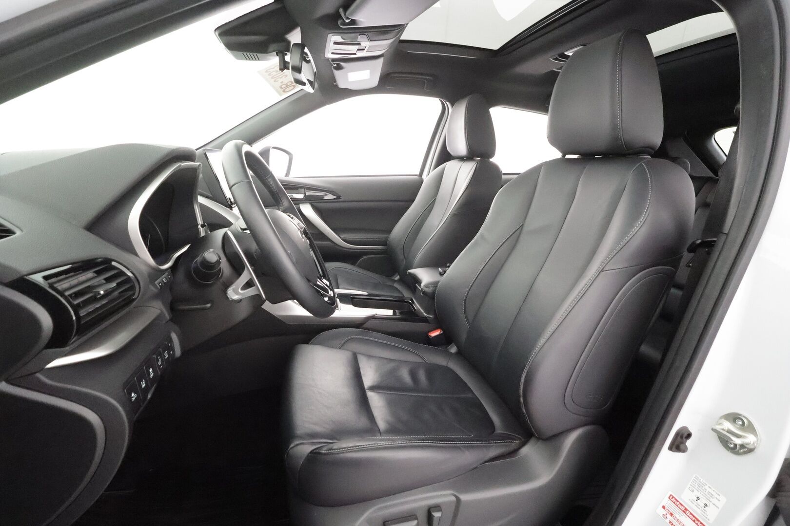 Mitsubishi Eclipse Cross 2021 2.4 PHEV Instyle 4WD - | ACC | 360° | HUD | Nahat | Panorama | Koukku | LED | Navi | 2x renkaat aluvantein |