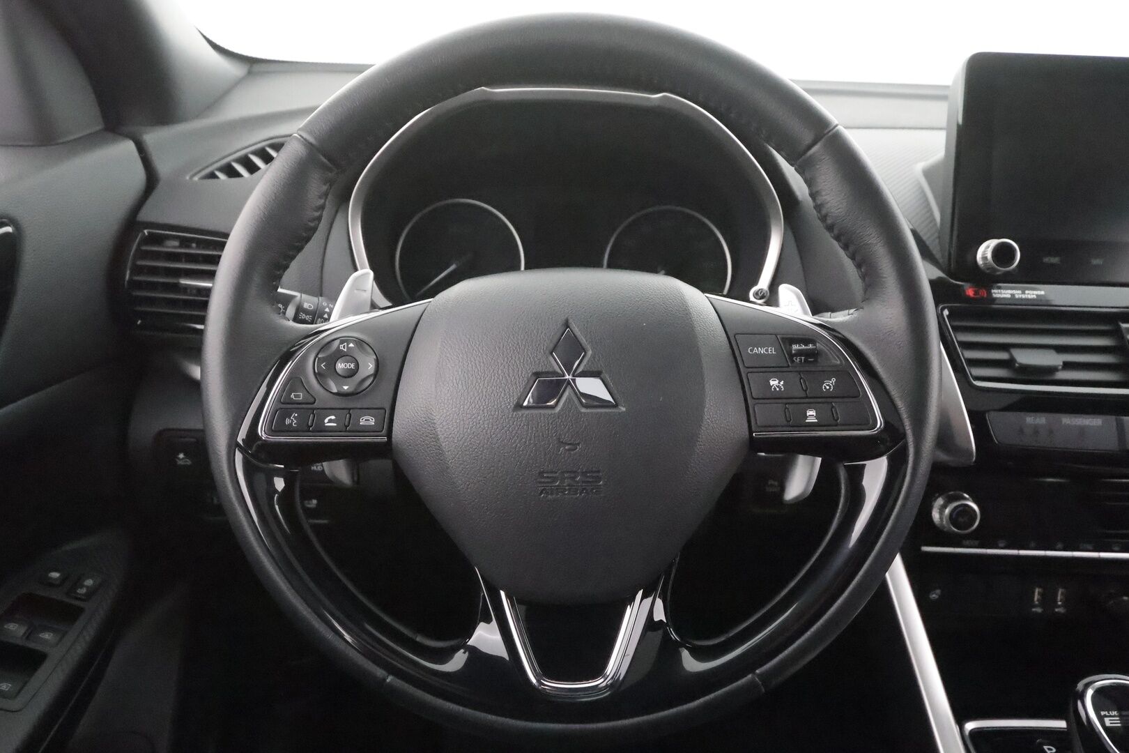 Mitsubishi Eclipse Cross 2021 2.4 PHEV Instyle 4WD - | ACC | 360° | HUD | Nahat | Panorama | Koukku | LED | Navi | 2x renkaat aluvantein |