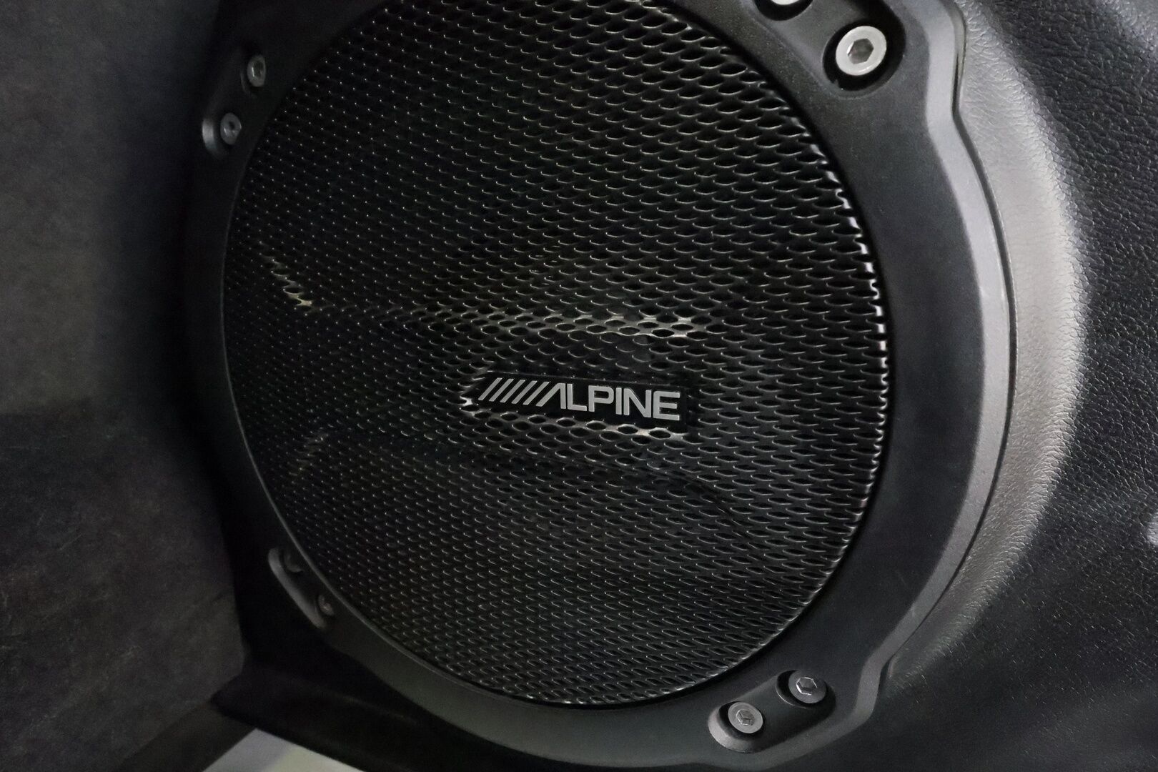 JEEP WRANGLER 2022 Rubicon 2.0 PHEV AT8 4x4 - ACC | Vetokoukku | Alpine Audio | 180-Kamera | Nahkasisusta | KeylessGo | Navi | Merkkihuollot | BLIS | Huippuvarusteet!