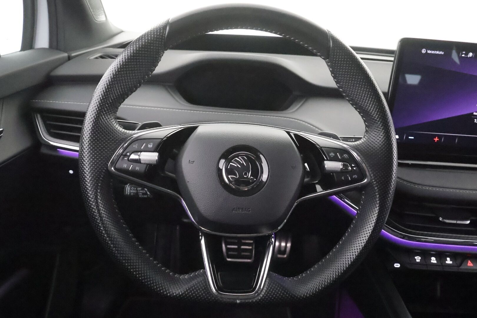 SKODA ENYAQ 2023 80x 4x4 SportLine iV - | ACC | ILP | Skoda crystal Matrix-LED | Canton | HUD | Muistipenkit |         360-Kamera | Puolinahat | Keyless | 