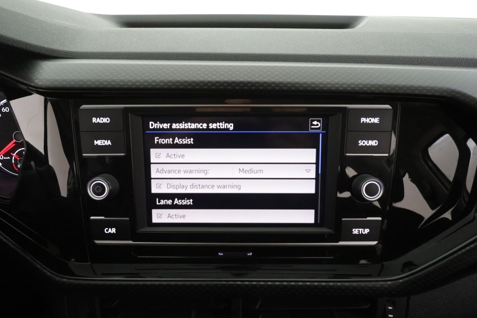 VOLKSWAGEN T-CROSS 2019 1,0 TSI 70 kW - | Vakkari | Kaistavahti | Katveavustin | Bluetooth | Ilmastointi | Penkinlämmittimet | Merkkihuollot | Kahdet renkaat |