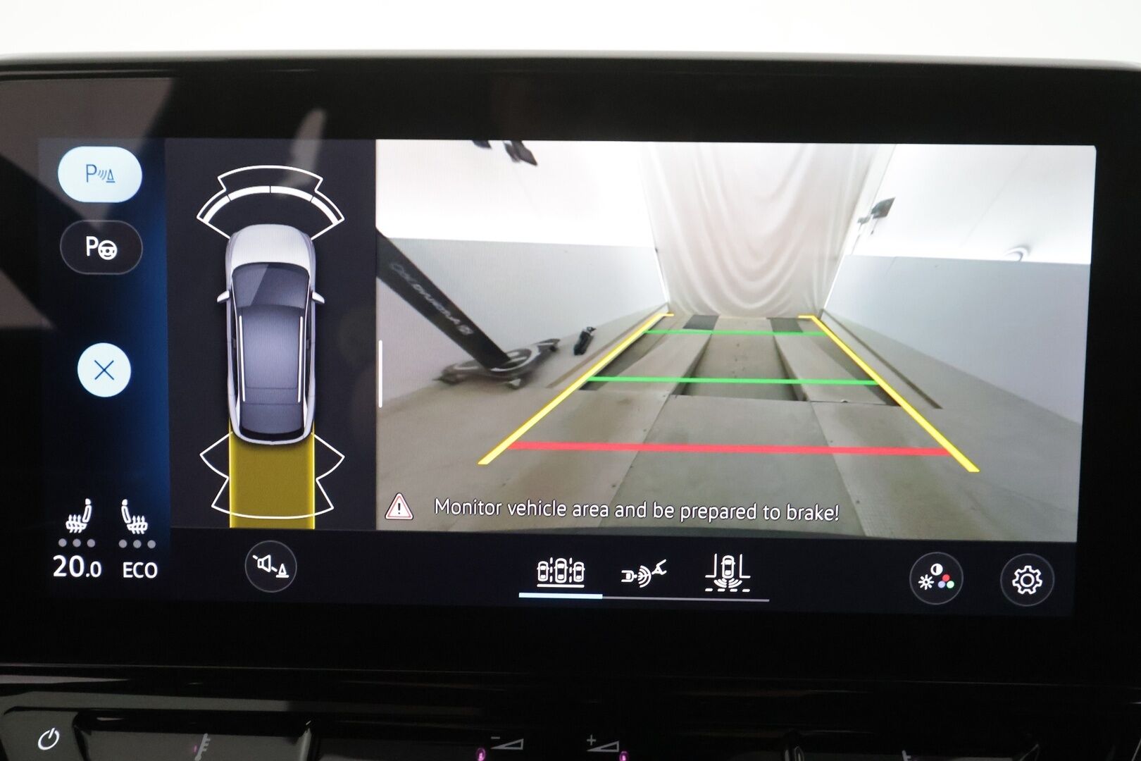 VOLKSWAGEN ID.4 2023 Pro Performance 150 kW, akku 77 kWh - | ACC | ILP | Koukku | IQ.Light | P.Kamera | Navi | Keyless | Ratinlämmitin | Ambient | Kahdet renkaat aluvanteilla | Merkkihuollettu |