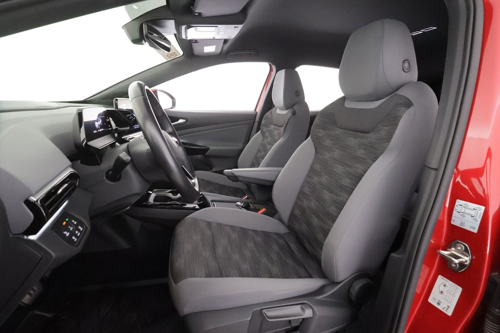 VOLKSWAGEN ID.4 2023 Pro Performance 150 kW, akku 77 kWh - | ACC | ILP | Koukku | IQ.Light | P.Kamera | Navi | Keyless | Ratinlämmitin | Ambient | Kahdet renkaat aluvanteilla | Merkkihuollettu |