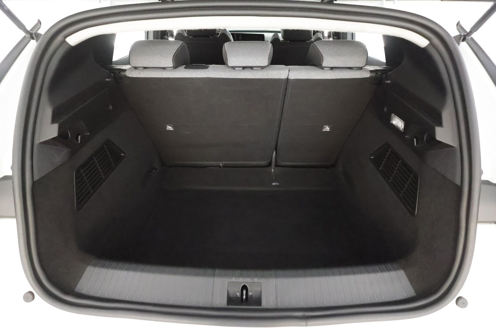 RENAULT MEGANE 2023 E-Tech electric 40kWh 130hv Equilibre - | Vakkari | ILP | Kaistavahti | LED | Apple&Android | Keyless | Digimittari | Merkkihuollettu |