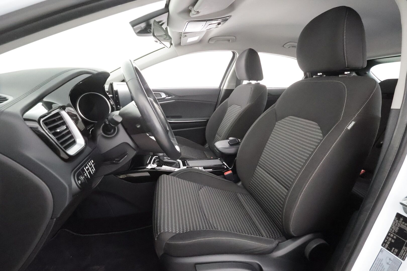 KIA XCEED 2023 1,6 GDI Plug-In Hybrid EX DCT - | ACC | Kaistavahti | P.Kamera | LED | Apple&Android | Keyless | Ratinlämmitin | Merkkihuollettu |