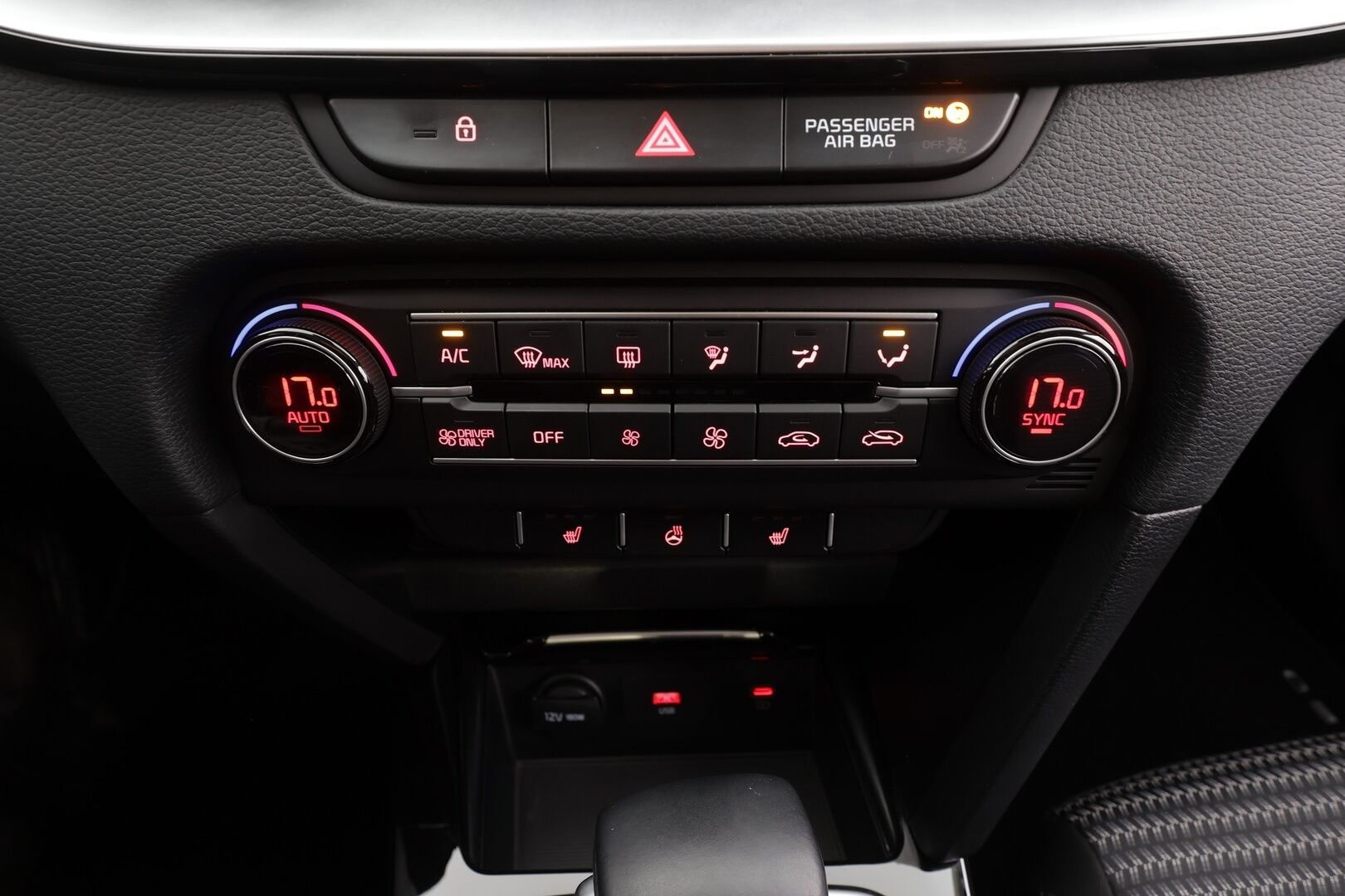 KIA XCEED 2023 1,6 GDI Plug-In Hybrid EX DCT - | P.Kamera | ACC | LED | Kaistavahti | Keyless | Apple&Android | Ratinlämmitys | Merkkihuollot |