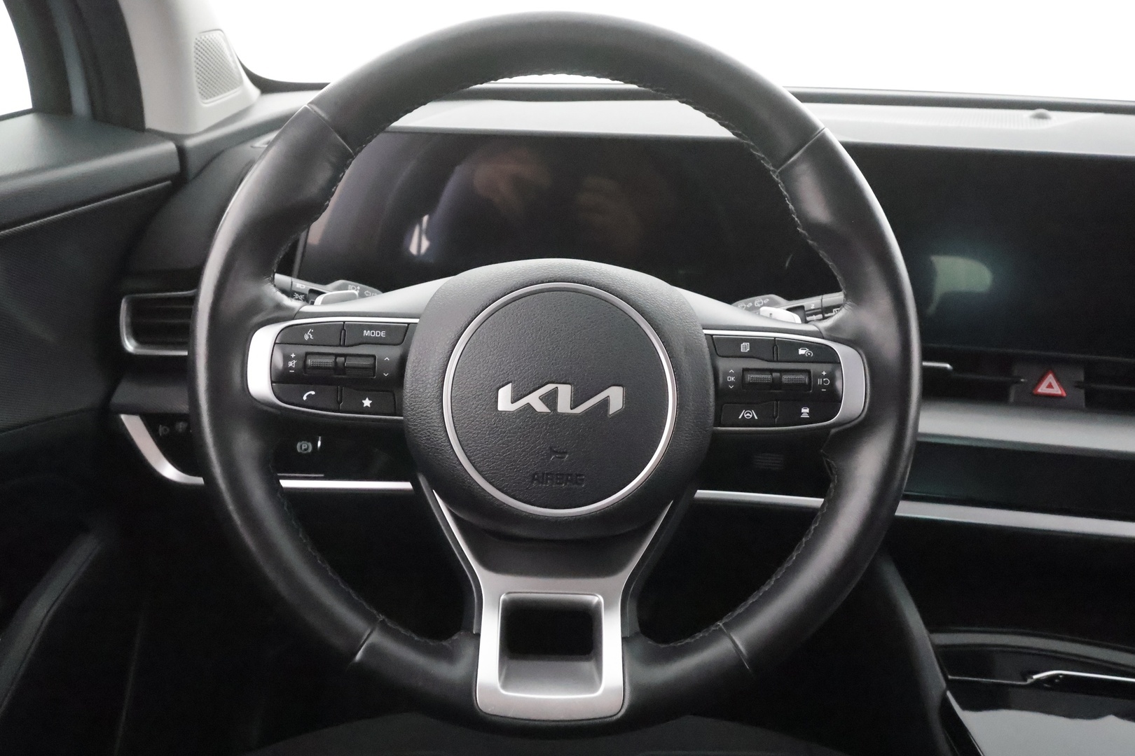 KIA SPORTAGE 2022 1,6 T-GDI AWD Plug-in Hybrid Business Premium AT 265hv - | ACC | P.Kamera | Sähöpenkit | Navi | LED | Digimittari | Puolinahat | Ratinlämmitin | Apple&Android | Merkkihuollettu |