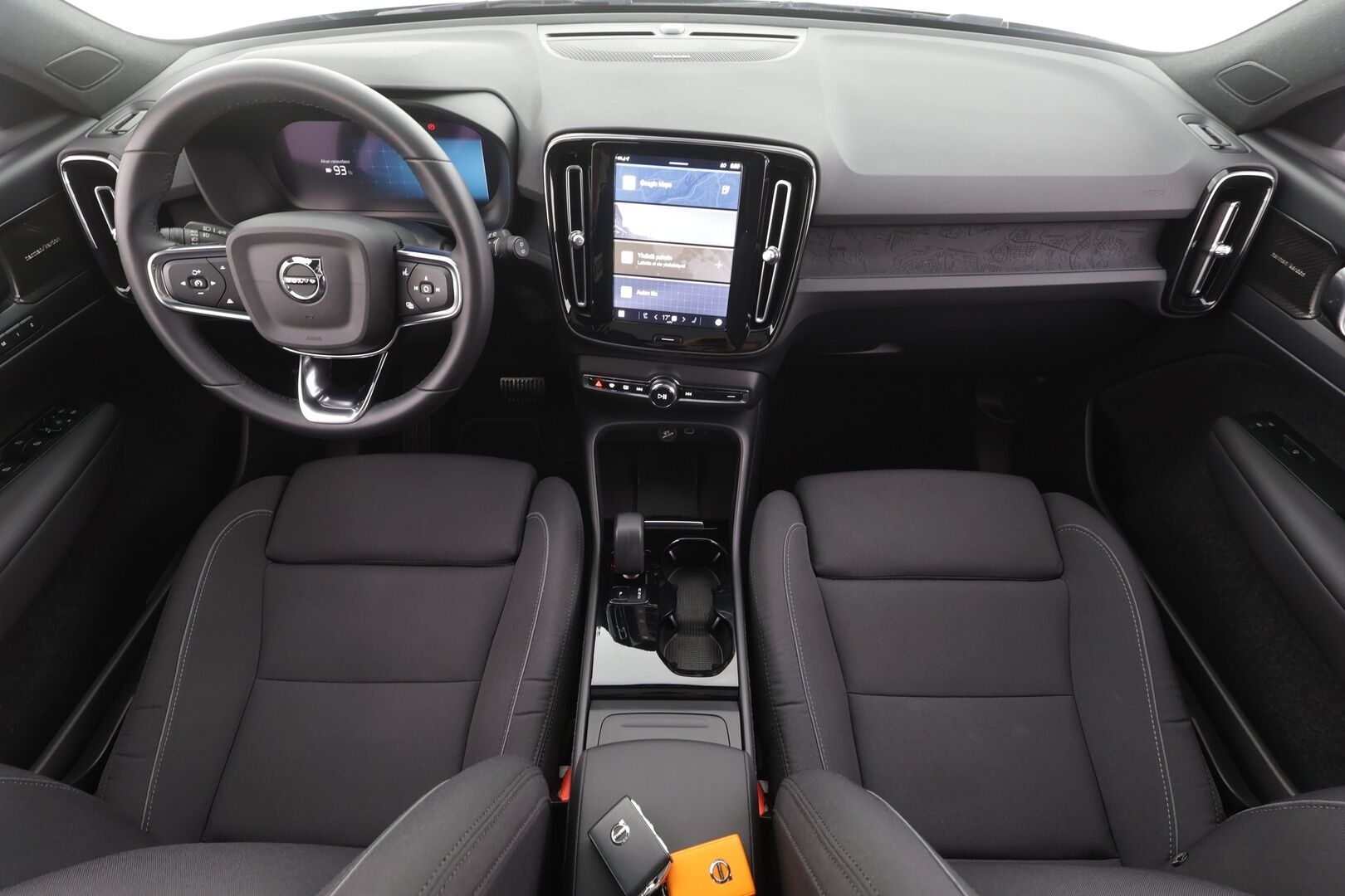 Volvo XC40 2023 Recharge Twin Plus aut -  | ILP | Koukku | Panorama | ACC | 360 | Sporttipenkki Muistilla | H&K |  LED | Kaistavahti | Google Maps | Keyless | Merkkihuollettu |