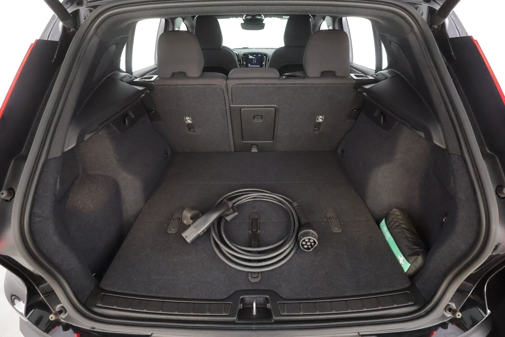 Volvo XC40 2023 Recharge Twin Plus aut -  | ILP | Koukku | Panorama | ACC | 360 | Sporttipenkki Muistilla | H&K |  LED | Kaistavahti | Google Maps | Keyless | Merkkihuollettu |