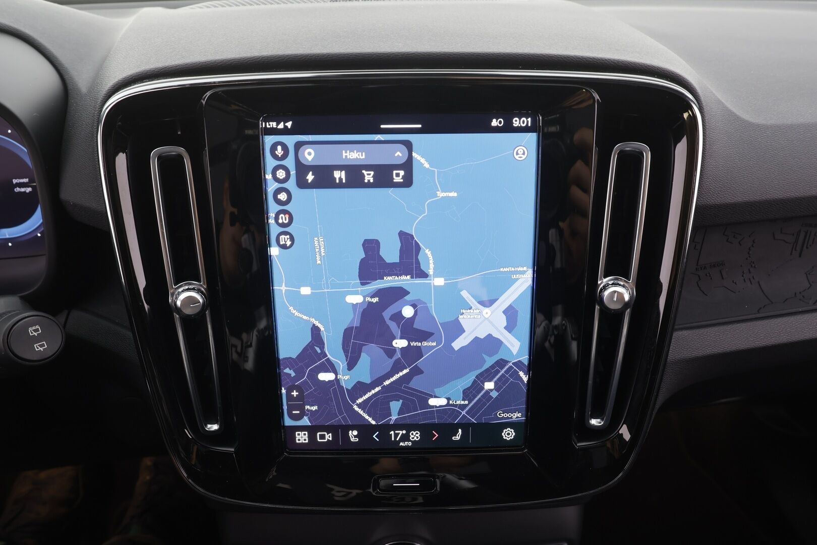 Volvo XC40 2023 Recharge Twin Plus aut -  | ILP | Koukku | Panorama | ACC | 360 | Sporttipenkki Muistilla | H&K |  LED | Kaistavahti | Google Maps | Keyless | Merkkihuollettu |