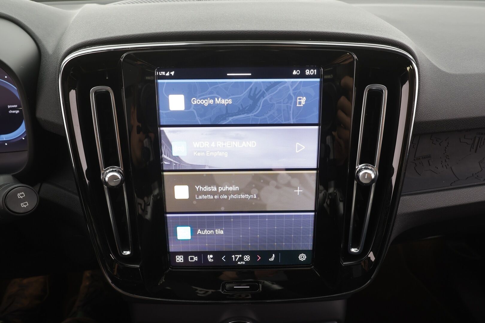 Volvo XC40 2023 Recharge Twin Plus aut -  | ILP | Koukku | Panorama | ACC | 360 | Sporttipenkki Muistilla | H&K |  LED | Kaistavahti | Google Maps | Keyless | Merkkihuollettu |