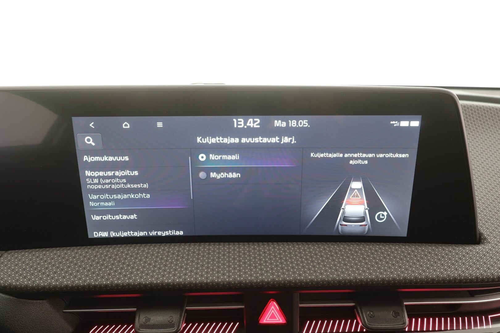 KIA EV6 2023 AWD 77 kWh 325 hv - | SCC | 360 | Ilmastoitu Muistipenkki | Koukku | ILP | LED | Kaistavahti | Navi | Keyless | Kahdet renkaat | Merkkihuollot |