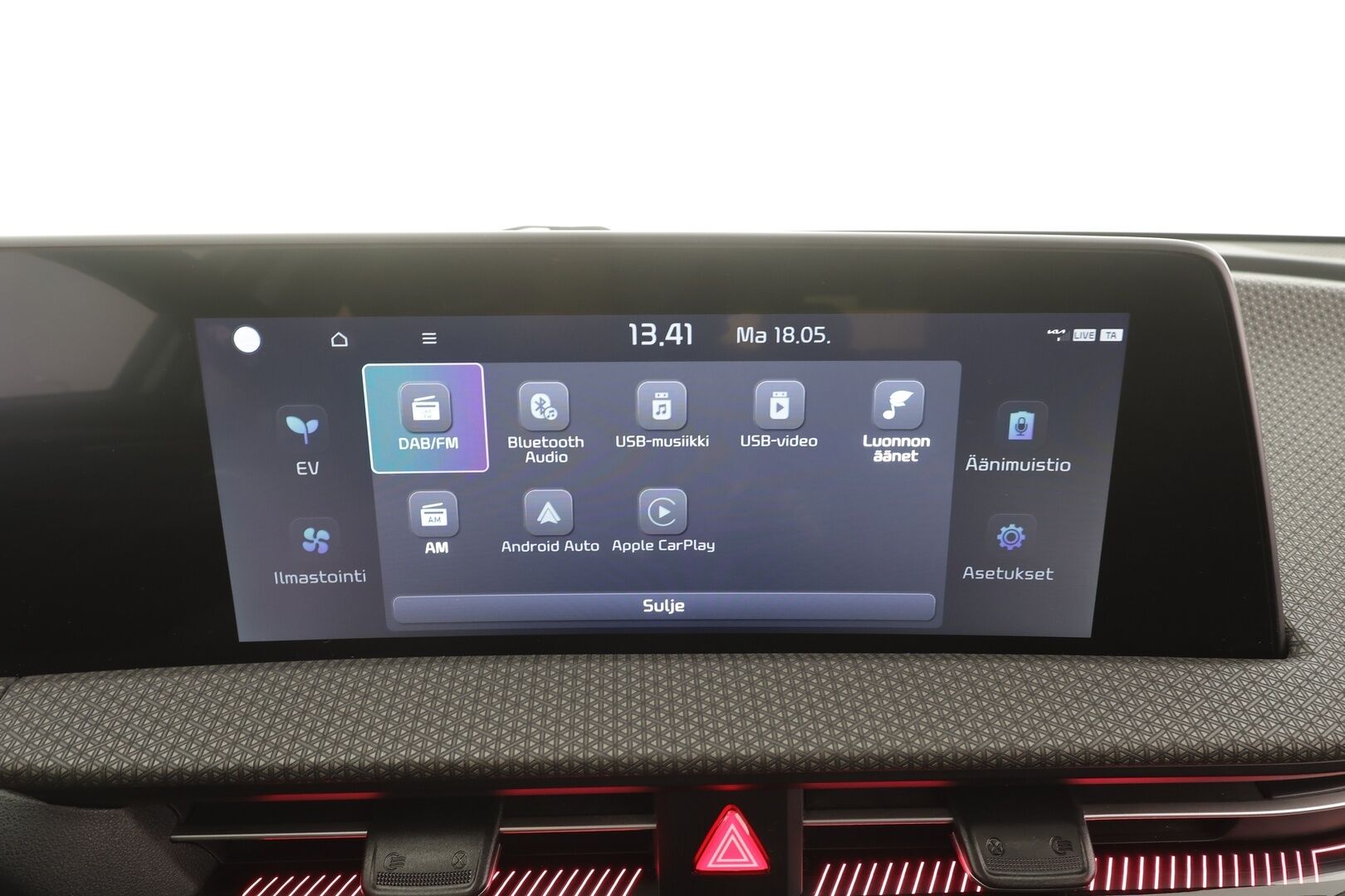 KIA EV6 2023 AWD 77 kWh 325 hv - | SCC | 360 | Ilmastoitu Muistipenkki | Koukku | ILP | LED | Kaistavahti | Navi | Keyless | Kahdet renkaat | Merkkihuollot |