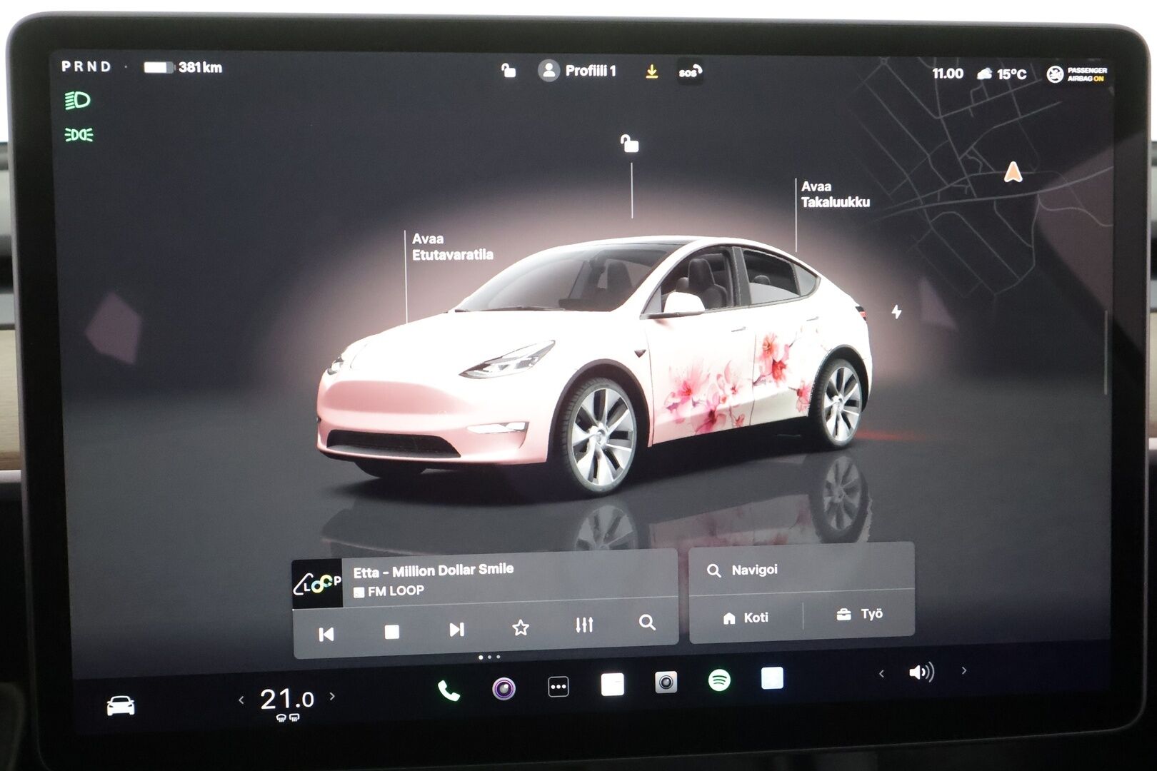 TESLA MODEL Y 2023 Long Range AWD  - | Koukku | ILP | Lasikatto | ACC | Matrix-LED | P.Kamera | Muistipenkki | Premium Audio | Kaistavahti | Navi | Keyless | 2x Latauskaapelit | Kahdet renkaat | 