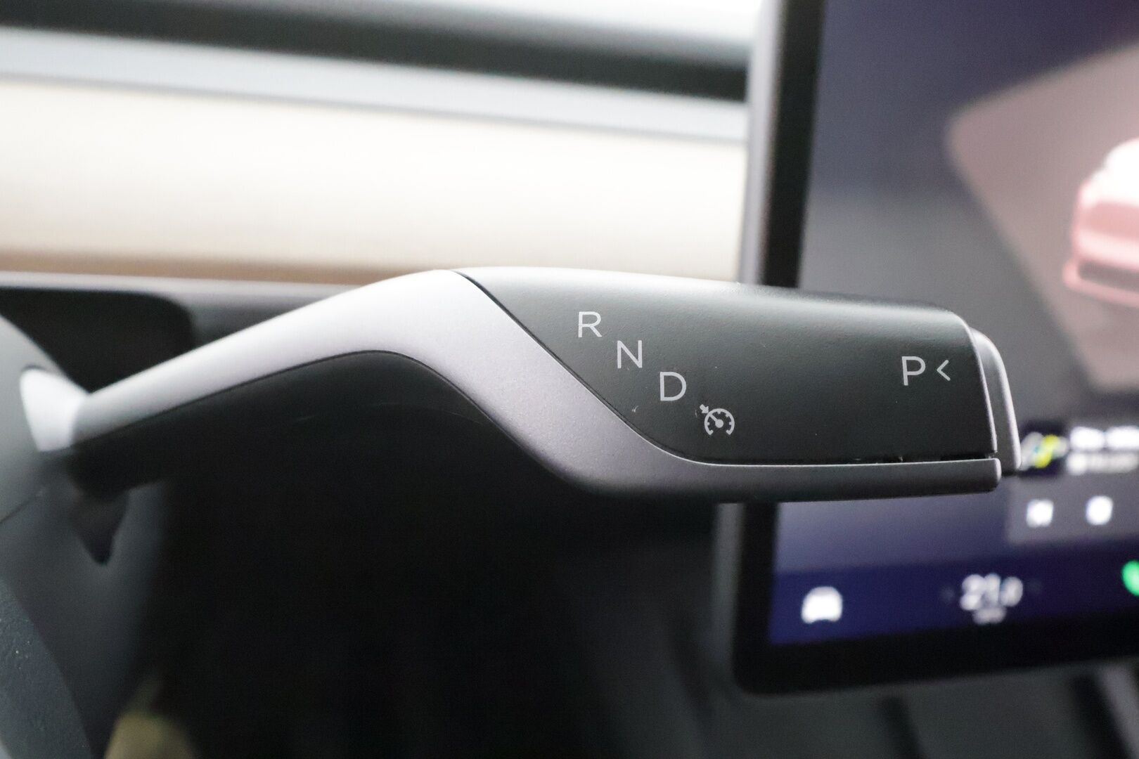 TESLA MODEL Y 2023 Long Range AWD  - | Koukku | ILP | Lasikatto | ACC | Matrix-LED | P.Kamera | Muistipenkki | Premium Audio | Kaistavahti | Navi | Keyless | 2x Latauskaapelit | Kahdet renkaat | 