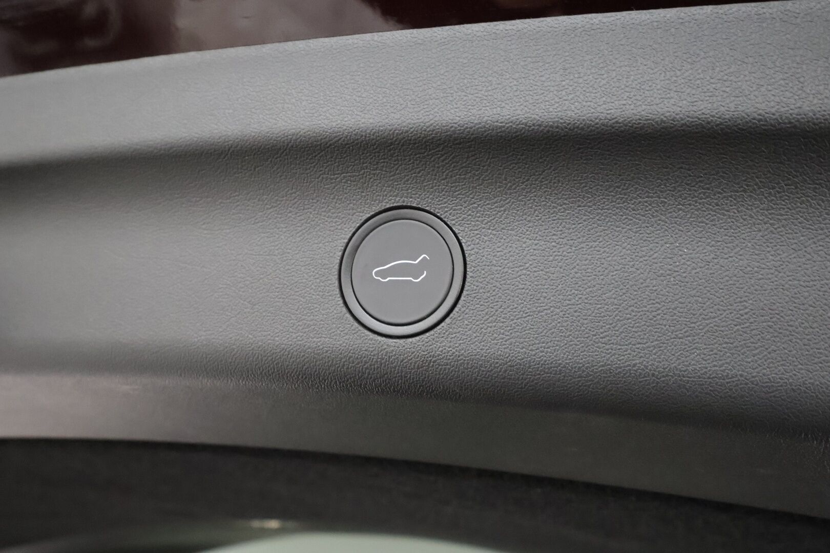 TESLA MODEL Y 2023 Long Range AWD  - | Koukku | ILP | Lasikatto | ACC | Matrix-LED | P.Kamera | Muistipenkki | Premium Audio | Kaistavahti | Navi | Keyless | 2x Latauskaapelit | Kahdet renkaat | 