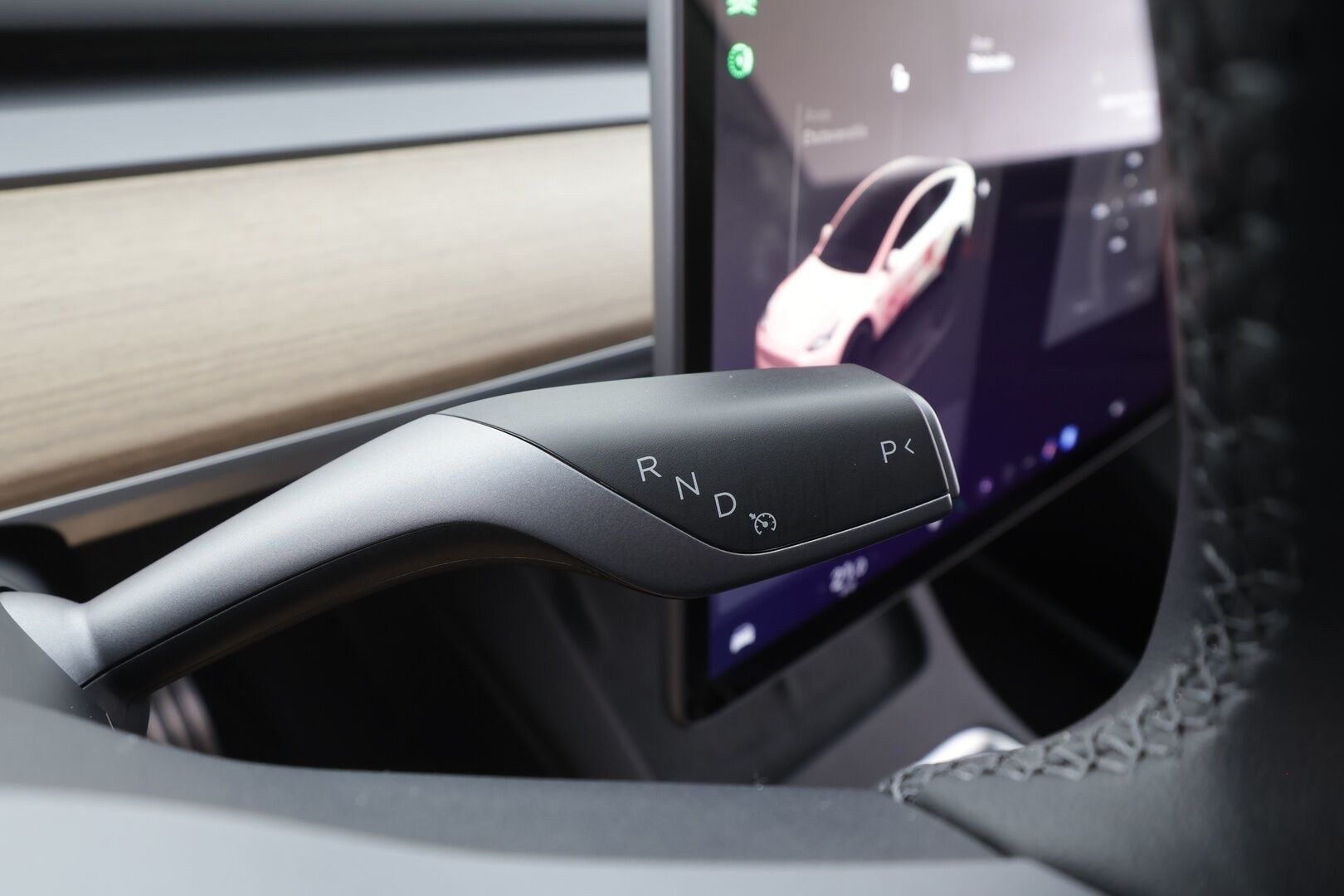 TESLA MODEL Y 2023 Performance - | Koukku | ILP | Lasikatto | ACC | Matrix-LED | P.Kamera | Muistipenkki | Premium Audio | Kaistavahti | Navi | Keyless | 2x Latauskaapelit | Kahdet renkaat |