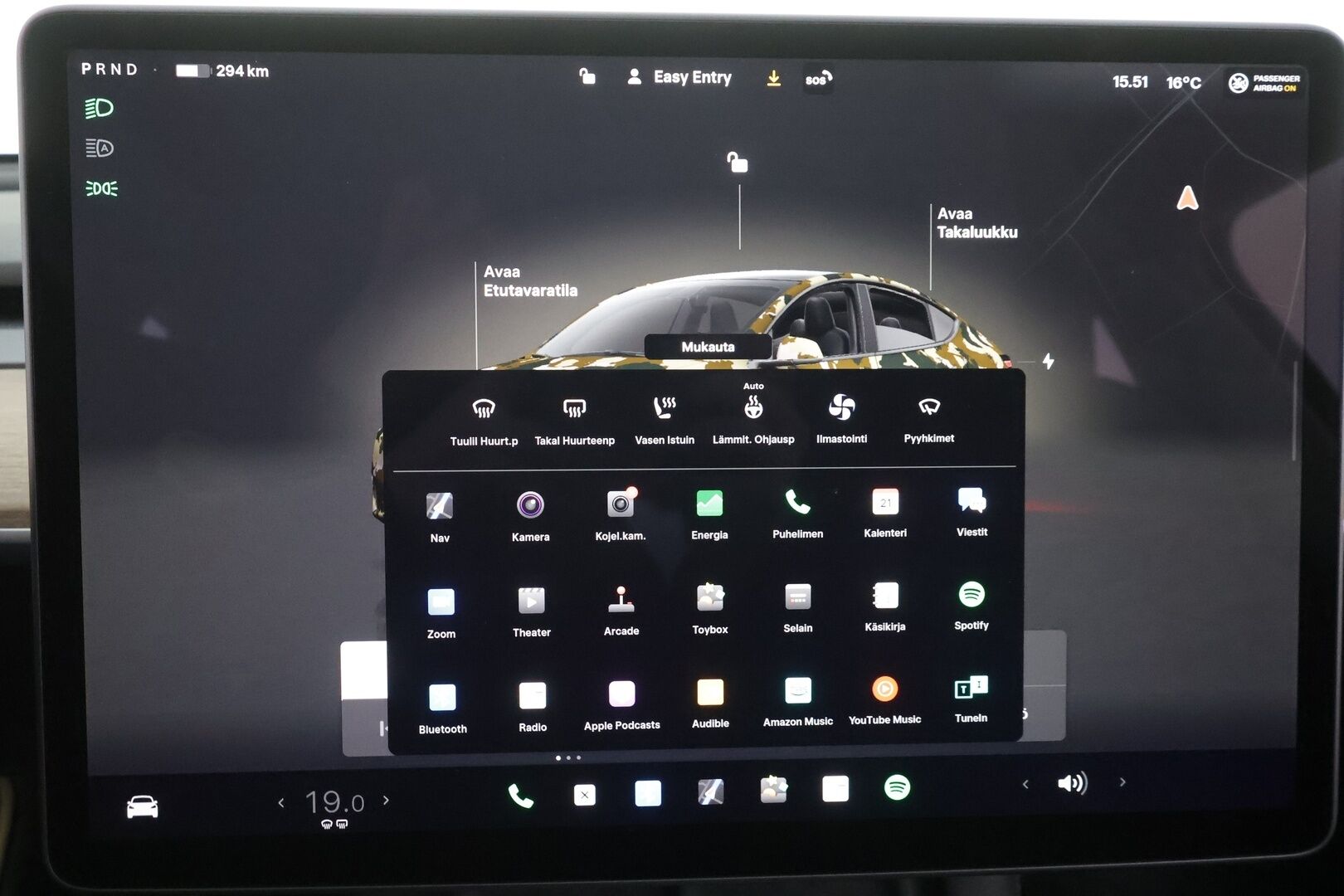 TESLA MODEL Y 2023 Performance - | ILP | Koukku | Lasikatto | ACC | Matrix-LED | P.Kamera | Muistipenkki | Premium Audio | Kaistavahti | Navi | Keyless | 2x Latauskaapelit | Kahdet renkaat |