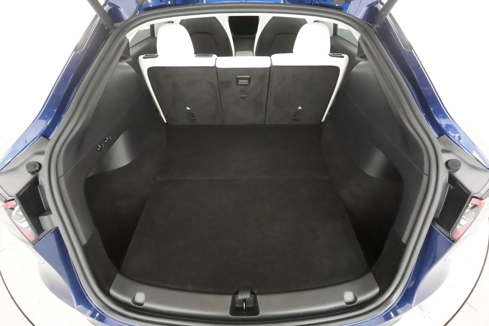 TESLA MODEL Y 2021 Long Range Dual Motor  - | ACC | ILP | EAP | Matrix | Panorama | Valkoiset nahat | Premium audio | Muistipenkki | 