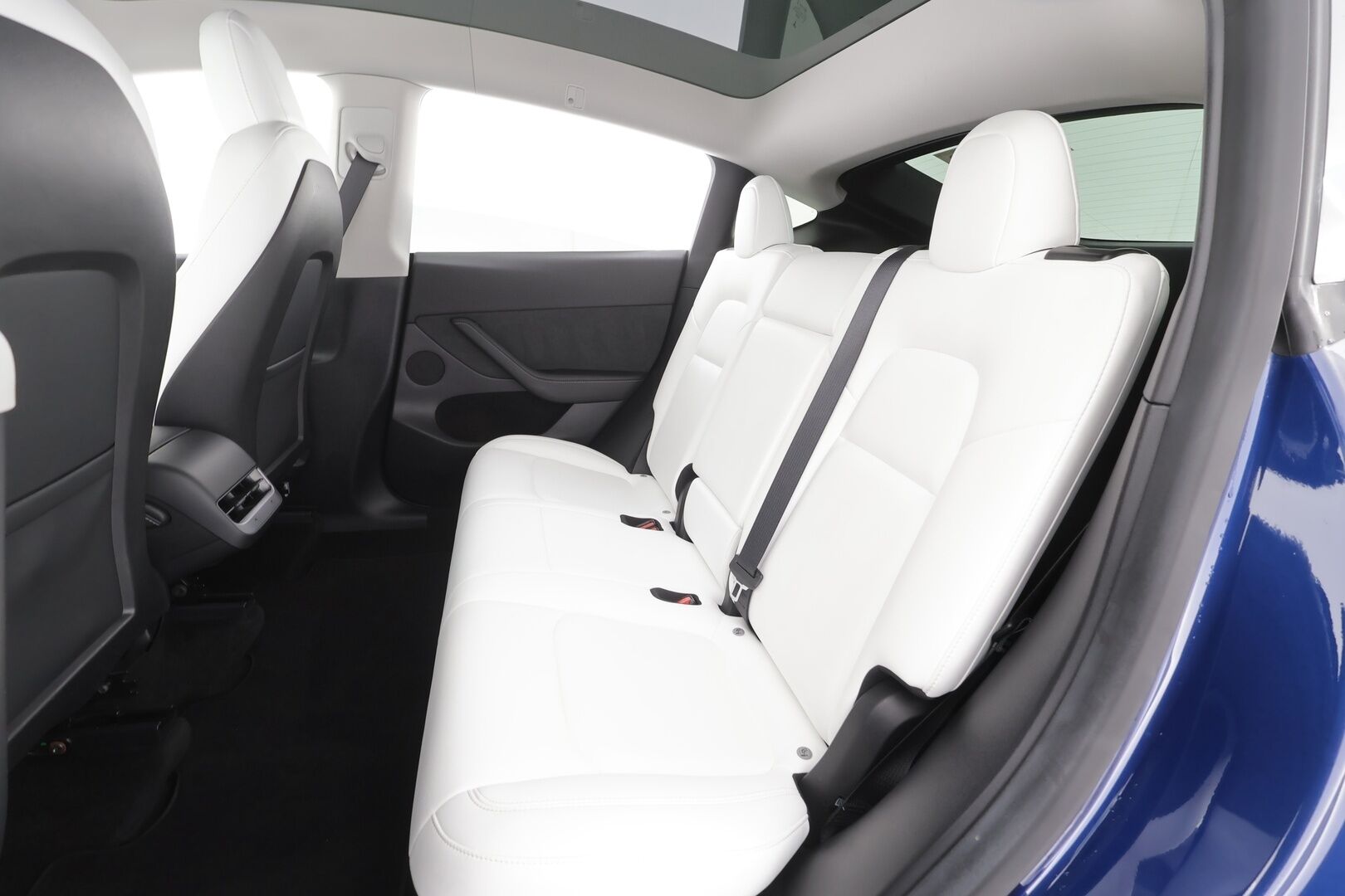 TESLA MODEL Y 2021 Long Range Dual Motor  - | ACC | ILP | EAP | Matrix | Panorama | Valkoiset nahat | Premium audio | Muistipenkki | 