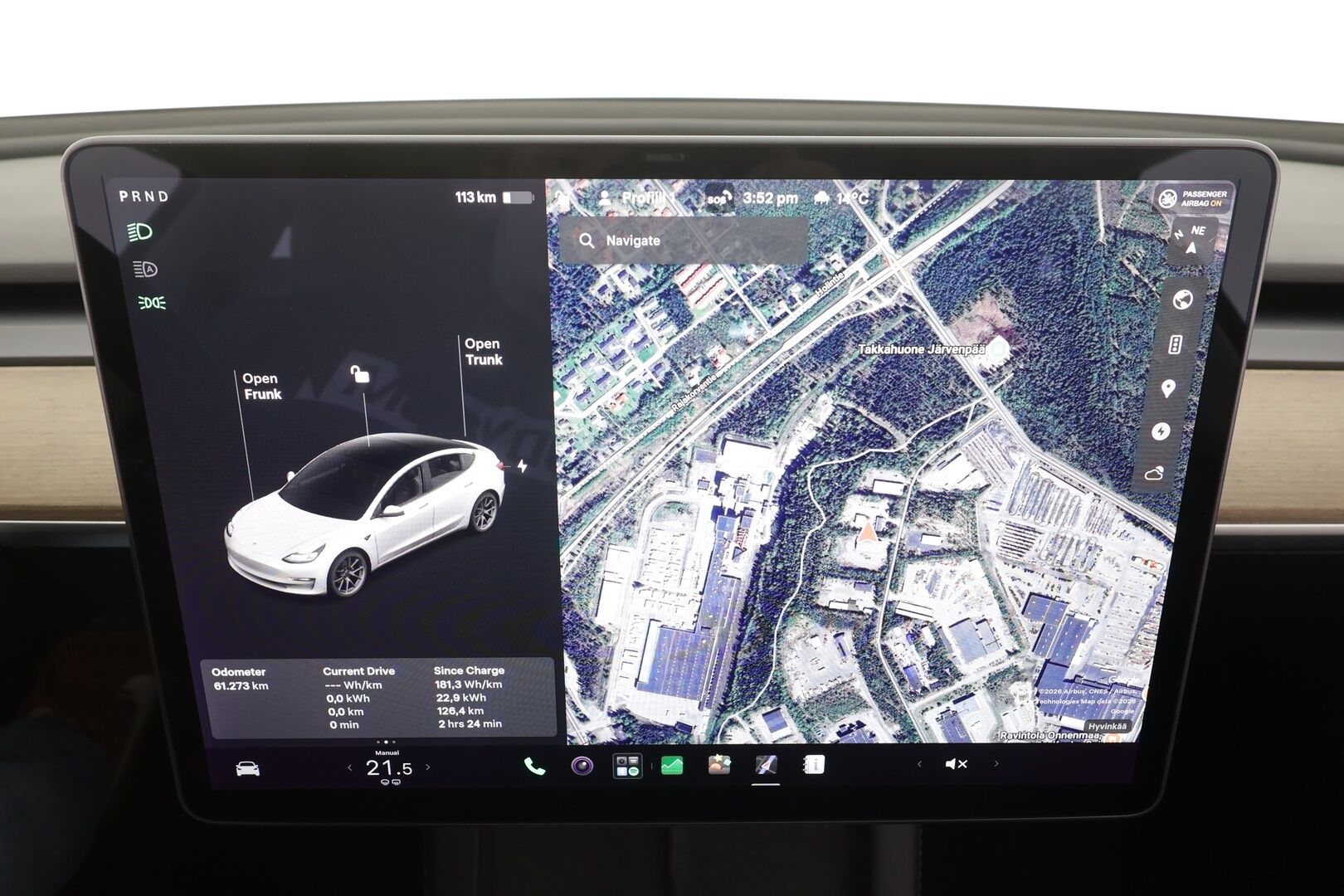 TESLA MODEL 3 2021 Standard Range Plus RWD - | ILP | Lasikatto | ACC | Matrix-LED | P.Kamera | Muistipenkki | Premium Speakers | Navi | Kaistavahti | Keyless | 2x Latauskaapelit |