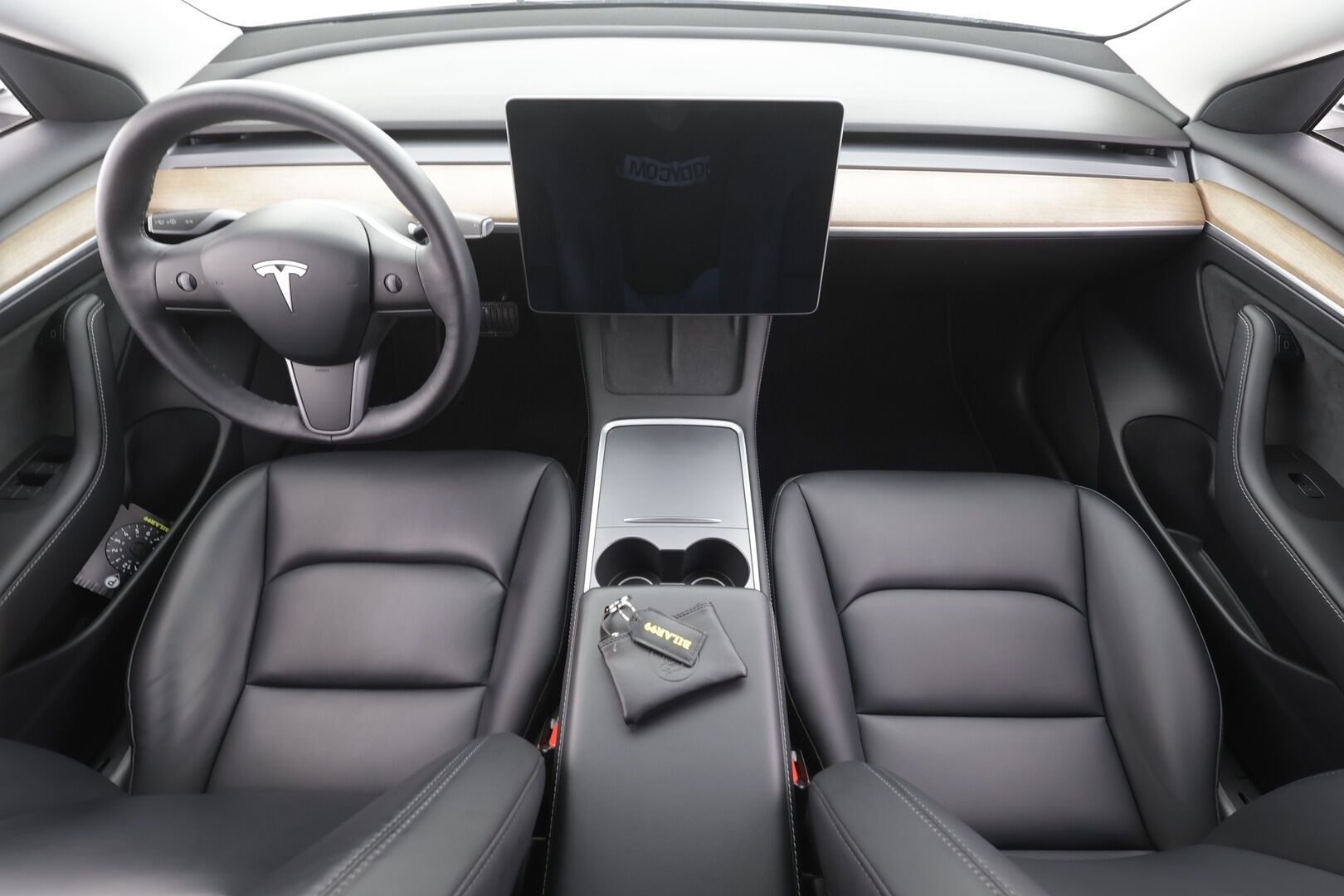 TESLA MODEL 3 2021 Standard Range Plus RWD - | ILP | Lasikatto | ACC | Matrix-LED | P.Kamera | Muistipenkki | Premium Speakers | Navi | Kaistavahti | Keyless | 2x Latauskaapelit |