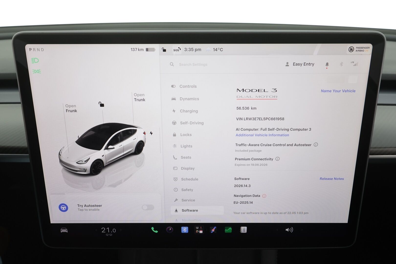 TESLA MODEL 3 2023 Performance - | ILP | ACC | Lasikatto | Matrix | P.Kamera | Muistipenkki | Premium Audio | Navi | Kaistavahti | Keyless | Kahdet renkaat | 2x Latauskaapelit |