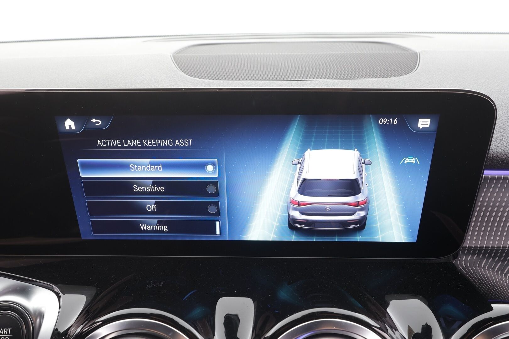 MERCEDES-BENZ EQB 2023 300 4MATIC Business - | ACC | ILP | Widescreen | Ambient | Puolinahat | P.kamera | Navi | Sähk. takaluukku | 2x renkaat aluin | ALV | 