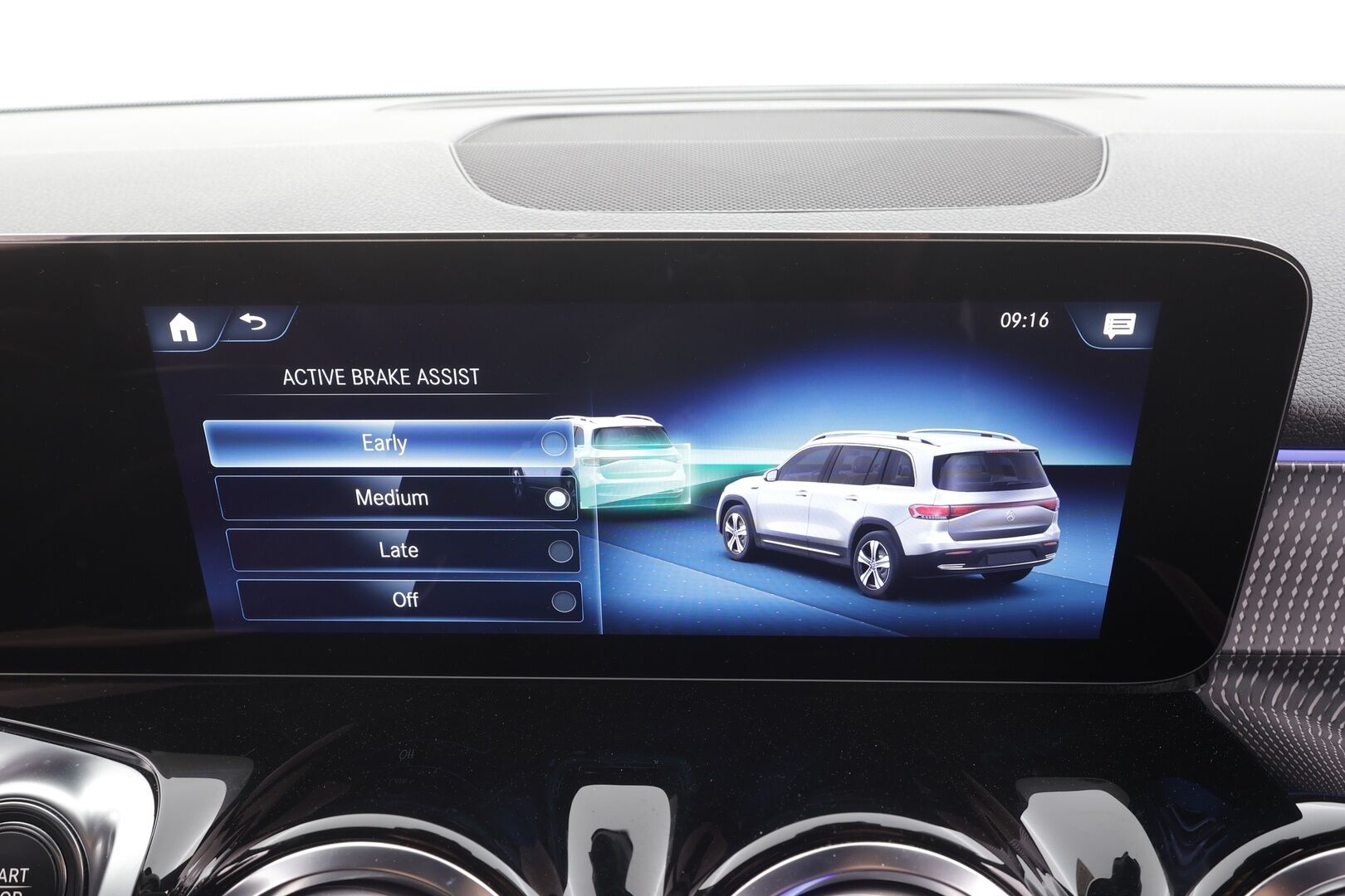 MERCEDES-BENZ EQB 2023 300 4MATIC Business - | ACC | ILP | Widescreen | Ambient | Puolinahat | P.kamera | Navi | Sähk. takaluukku | 2x renkaat aluin | ALV | 