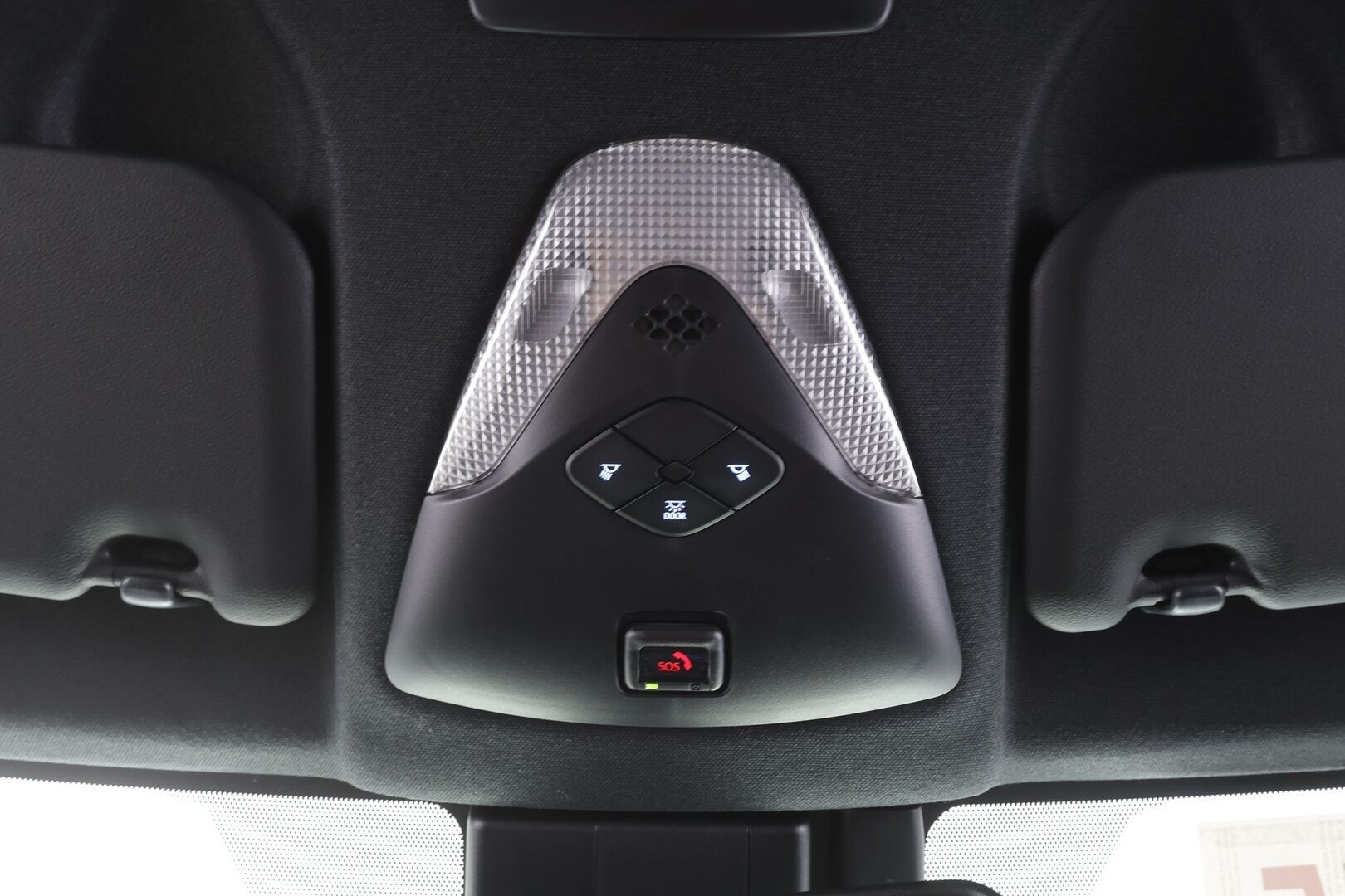 TOYOTA C-HR 2024 2,0 Hybrid Intense - Facelift | Adapt.Vakkari | Peruutuskamera | BLIS | Apple&Android | Adapt.LED | Ratinlämmitys | HUIPPUSIISTI!