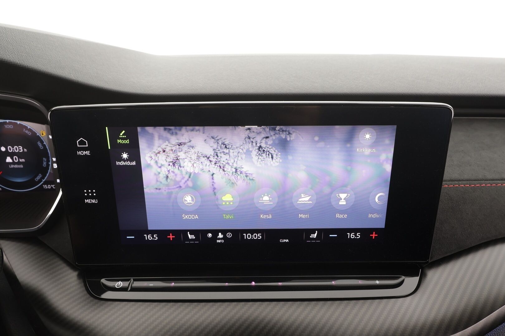 SKODA OCTAVIA 2023 RS Combi 2,0 TSI DSG - ACC | Crystal Matrix LED | Digimittari | Peruutuskamera | Navi | Ratinlämmitys | Sporttipenkit | SmartLink | Huippuvarusteet!