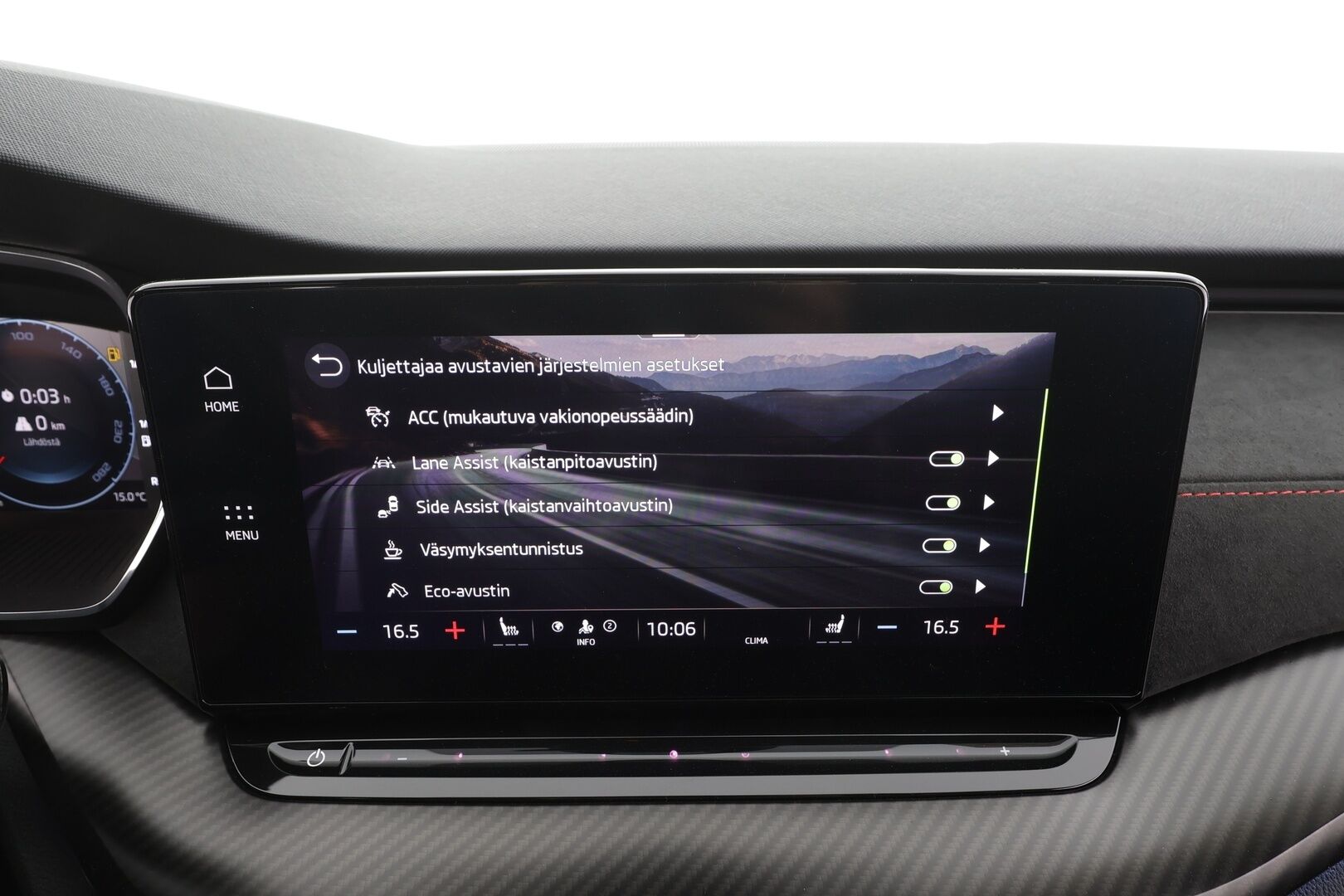 SKODA OCTAVIA 2023 RS Combi 2,0 TSI DSG - ACC | Crystal Matrix LED | Digimittari | Peruutuskamera | Navi | Ratinlämmitys | Sporttipenkit | SmartLink | Huippuvarusteet!