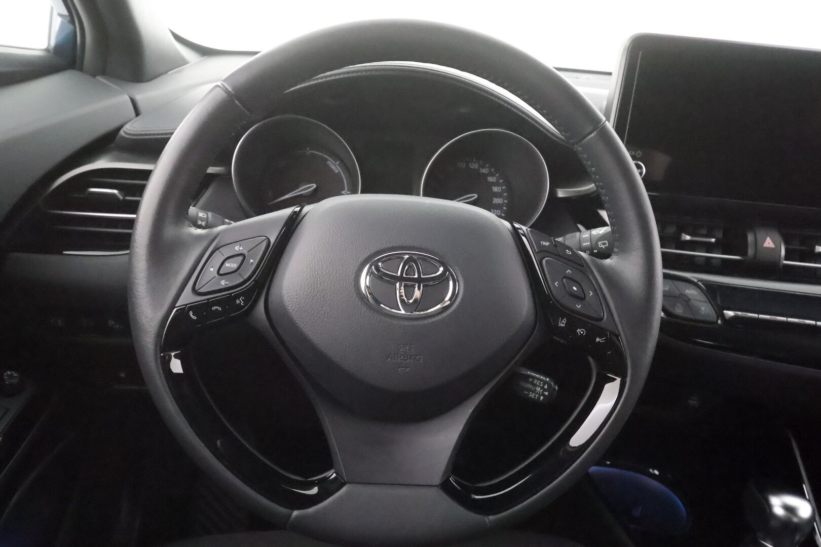 Toyota C-HR 2023 1,8 Hybrid Active - | ACC | LED | Facelift | P.kamera | Navi | Lämm. ratti | BSM | Keyless | Merkkihuollot | 2x renkaat aluin |