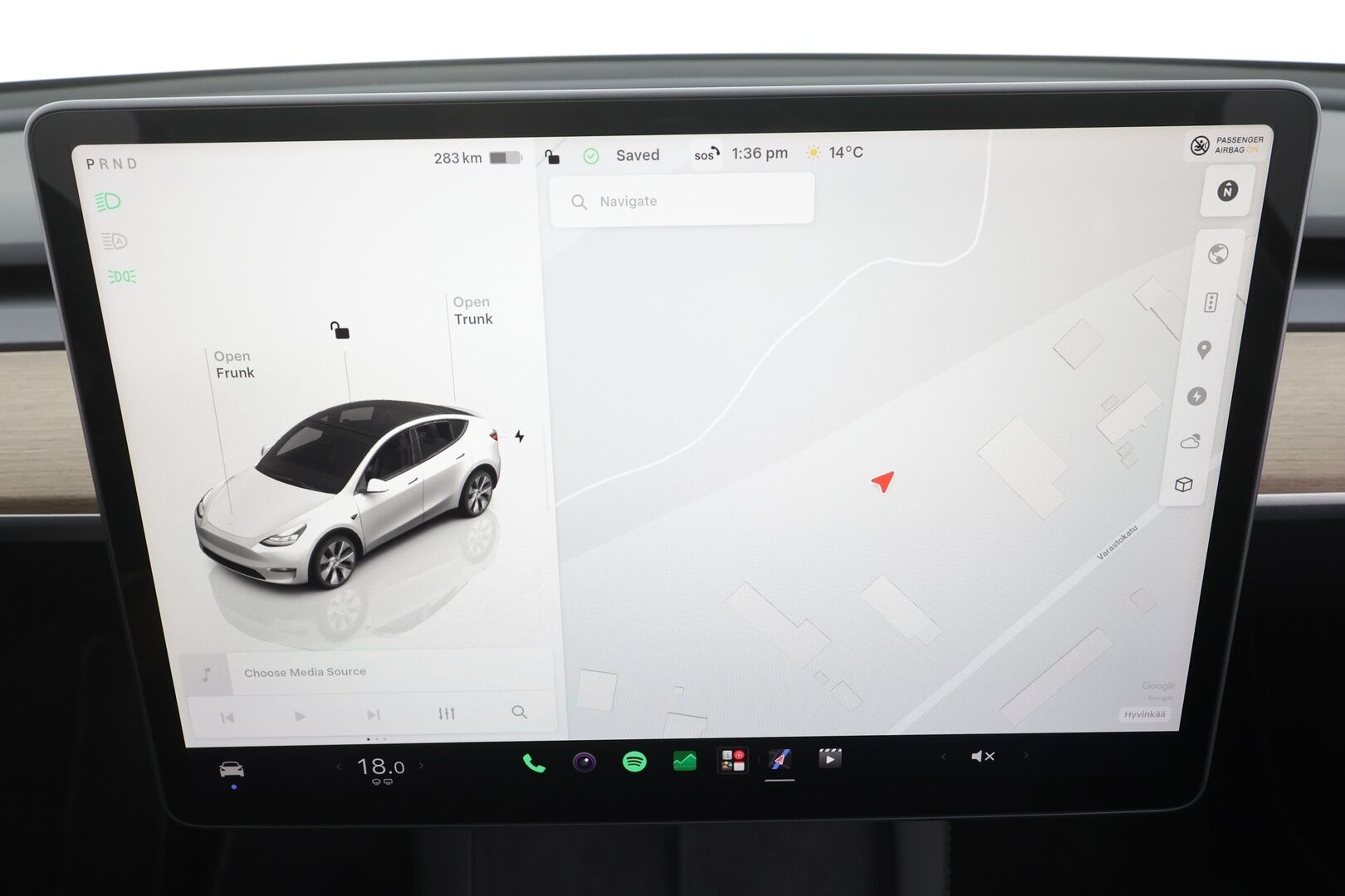 TESLA MODEL Y 2023 Long Range - | ILP | Lasikatto | ACC | Matrix-LED | Muistipenkki | P.Kamera | Premium Audio | Kaistavahti | Navi | Keyless |