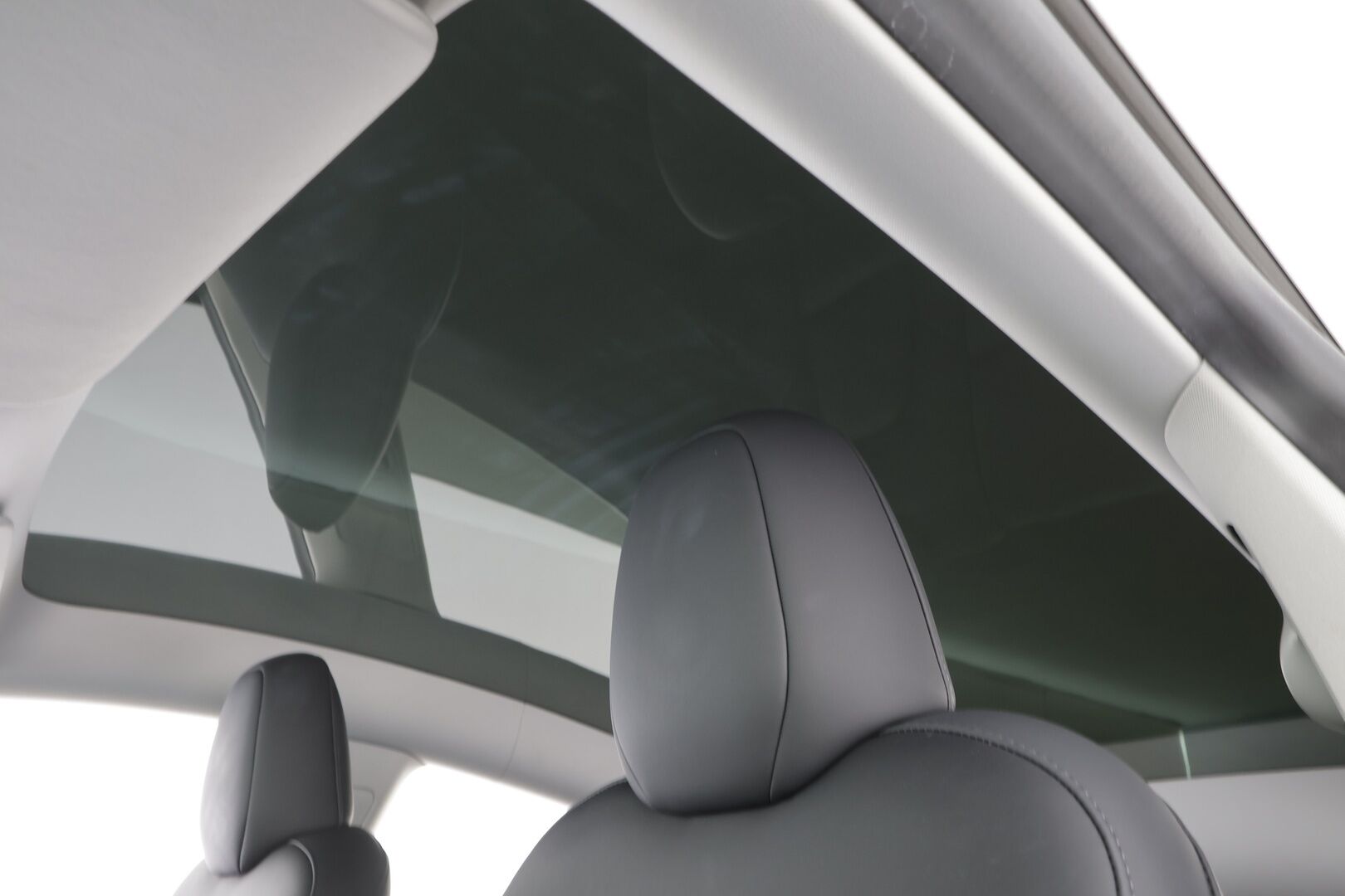 TESLA MODEL Y 2023 Long Range / Adapt.Vakkari / Lasikatto / Lämpöpumppu / TULOSSA // - | ACC | ILP | Ryzen | Matrix | Lasikatto | Premium audio | P.kamera | Akuston esilämmitys | ALV | 2x renkaat aluin | 