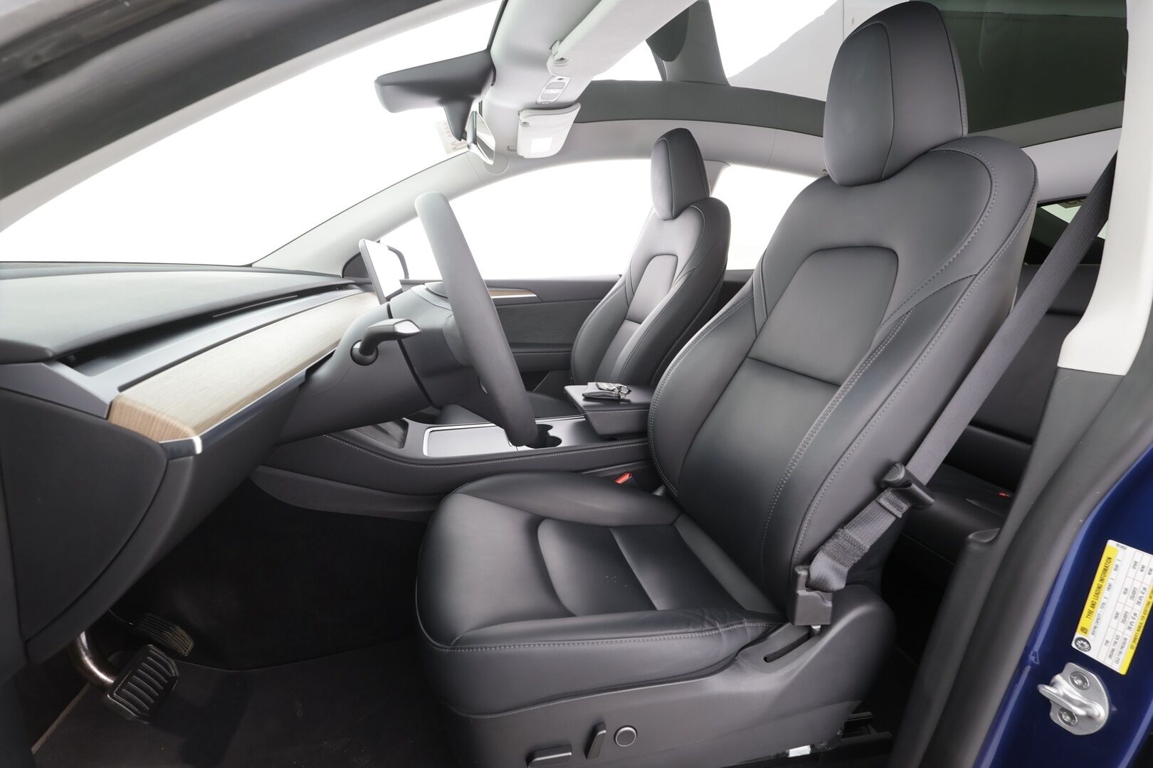 TESLA MODEL Y 2023 Long Range / Adapt.Vakkari / Lasikatto / Lämpöpumppu / TULOSSA // - | ACC | ILP | Ryzen | Matrix | Lasikatto | Premium audio | P.kamera | Akuston esilämmitys | ALV | 2x renkaat aluin | 
