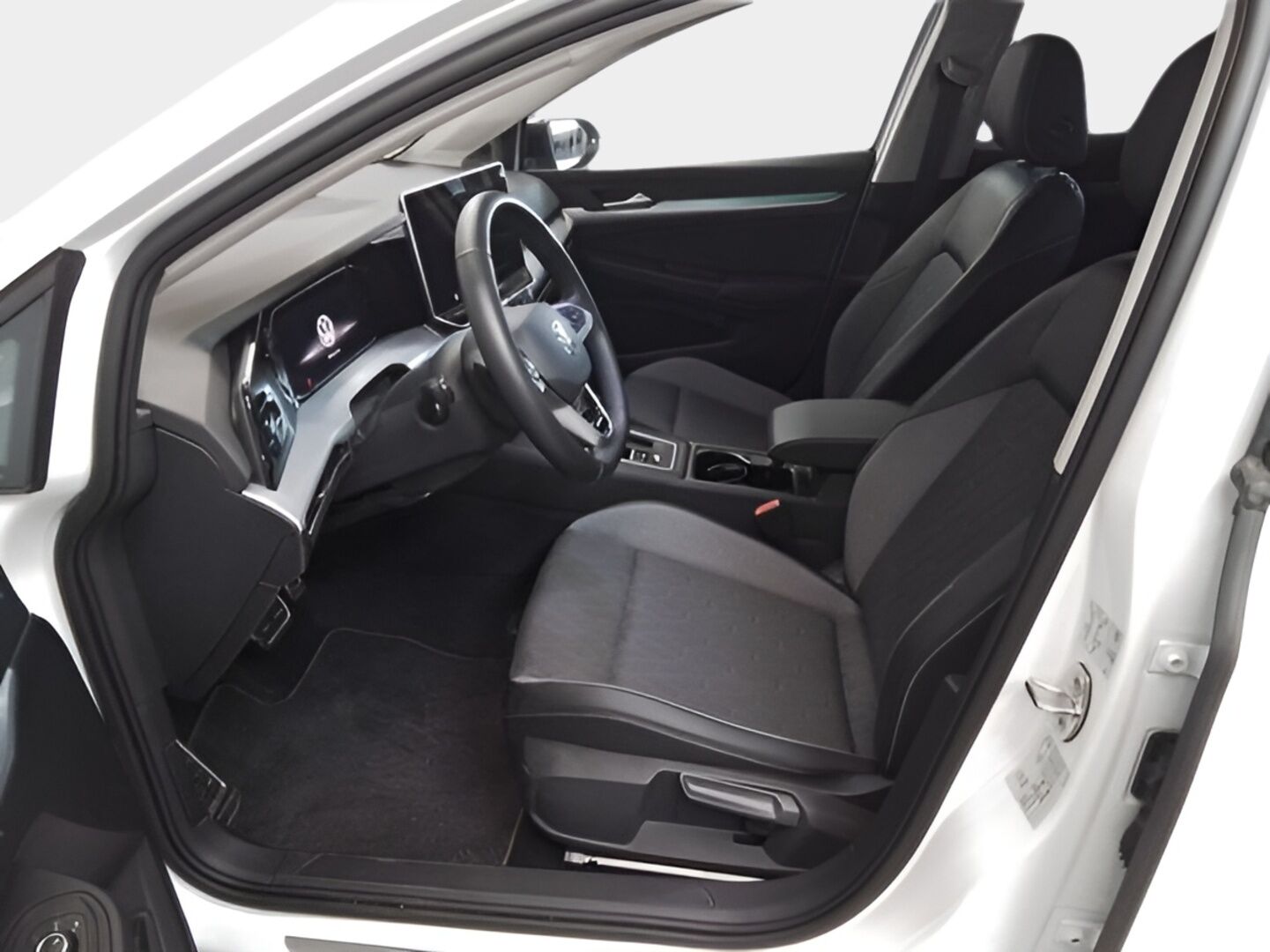 VOLKSWAGEN GOLF 2026 1.5 eHybrid 150kW DSG - | Tehdastakuu | ACC | CCS | Matrix | Side assist | P.kamera | Ambient | Navi | Puolinahat | 2x renkaat aluin |