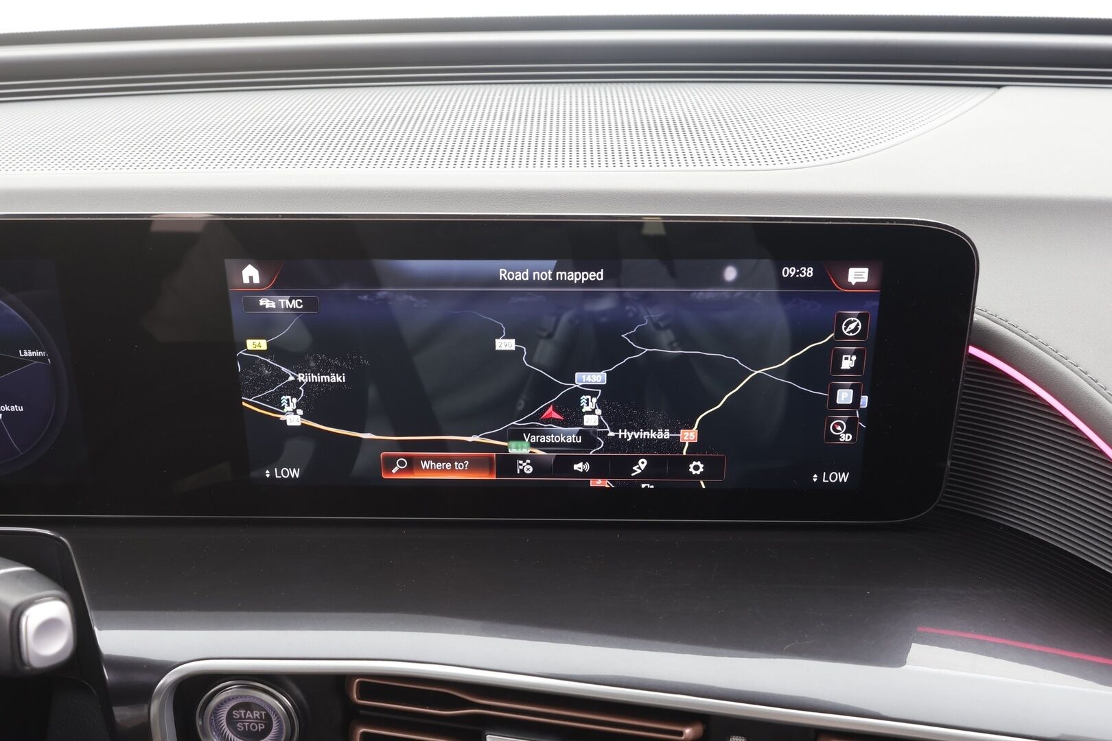 MERCEDES-BENZ EQC 2022 Edition 4Matic - | Distronic+ | Koukku | Multibeam | Keyless | P.kamera | Widescreen | Sporttipenkit | Navi | Akustiikkalasit | Kahdet renkaat aluvanteilla | Merkkihuollettu | 