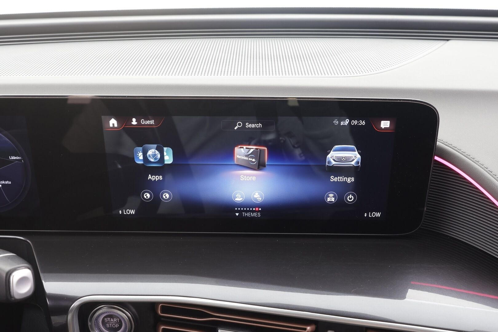 MERCEDES-BENZ EQC 2022 Edition 4Matic - | Distronic+ | Koukku | Multibeam | Keyless | P.kamera | Widescreen | Sporttipenkit | Navi | Akustiikkalasit | Kahdet renkaat aluvanteilla | Merkkihuollettu | 
