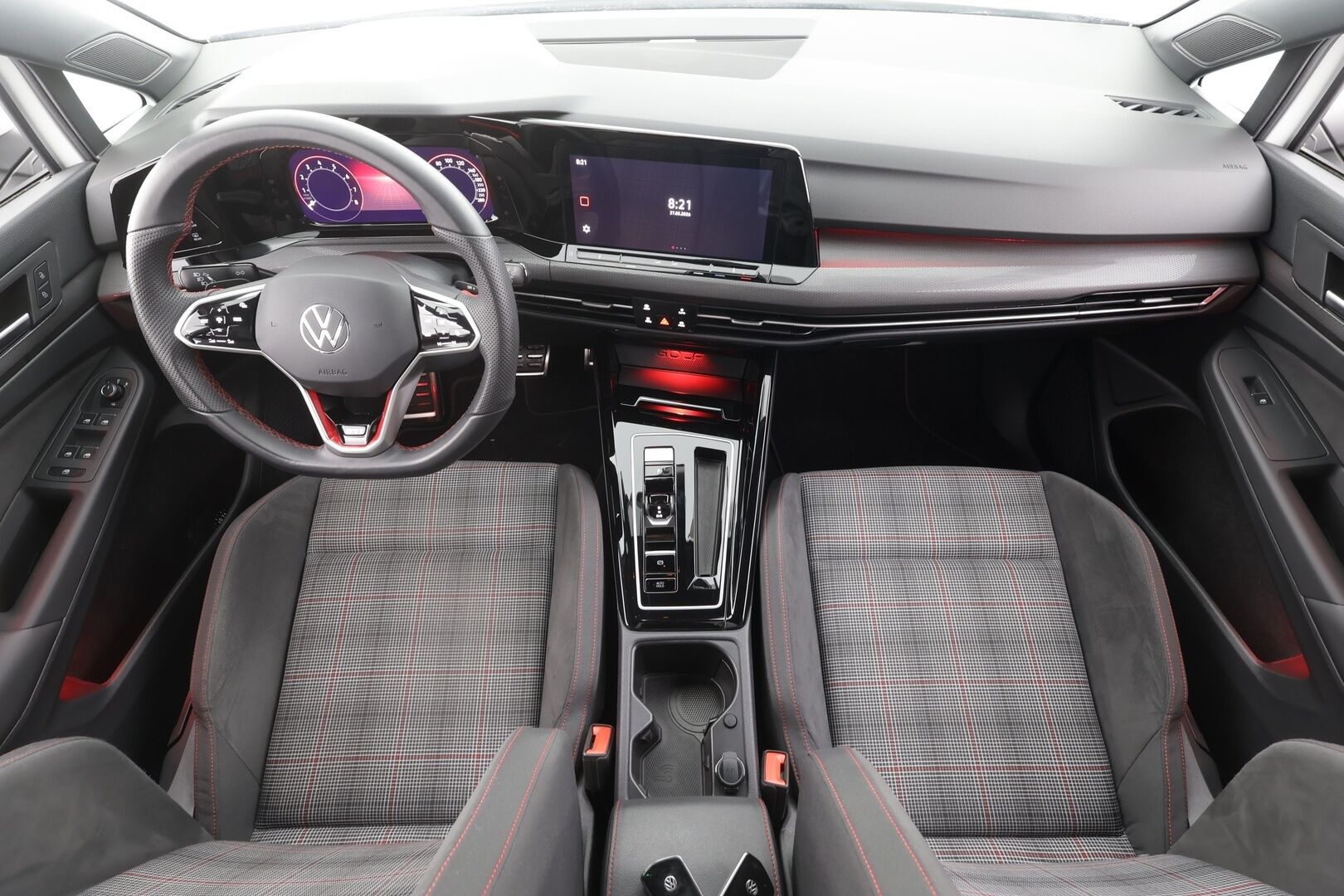 VOLKSWAGEN GOLF 2024 GTI 2,0 TSI 180 kW DSG-automaatti - Adapt.Vakkari | Peruutuskamera | Facelift | LED | Digimittari | ALV | Navi | KeylessGo | Näyttävä!