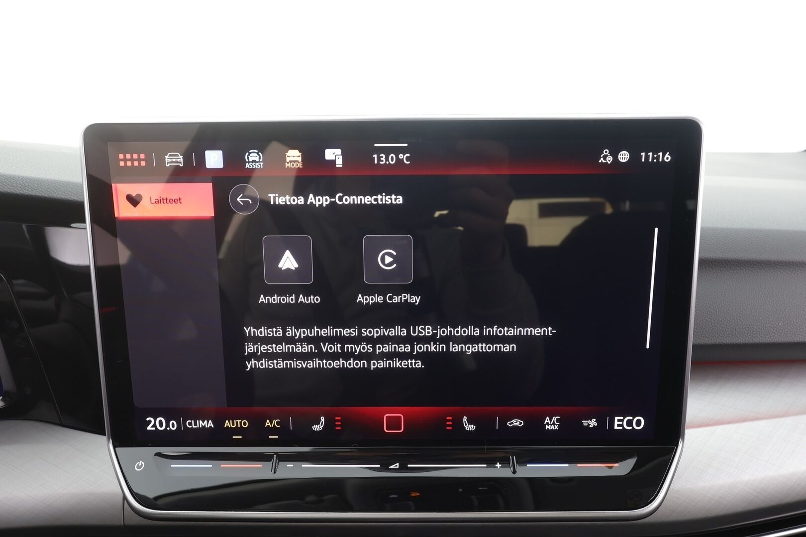 VOLKSWAGEN GOLF 2025 1.5 eHybrid 150kW DSG / ACC / LED-ajovalot / Pysäköinti tutkat ed. ja takana - | ACC | Pikalataus | Facelift | LED | Digimittaristo | Ambient | Tutkat | Lämm. ratti | Lane assist | 2x renkaat aluin | 